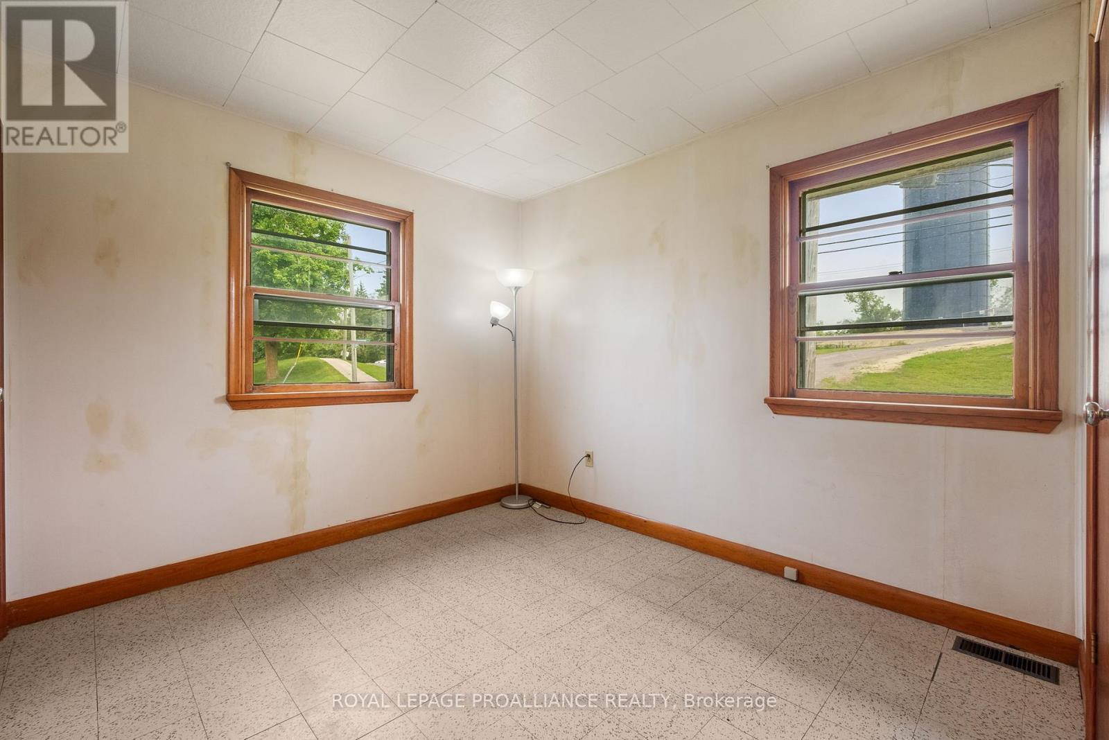 












109 VICTORIA STREET

,
Trent Hills (Hastings),




Ontario
K0L1Y0

