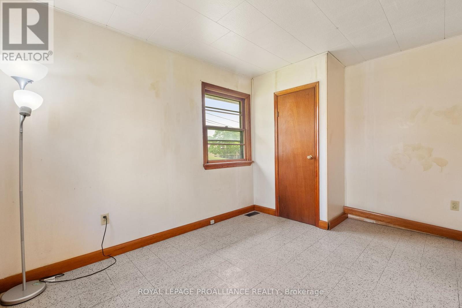 












109 VICTORIA STREET

,
Trent Hills (Hastings),




Ontario
K0L1Y0

