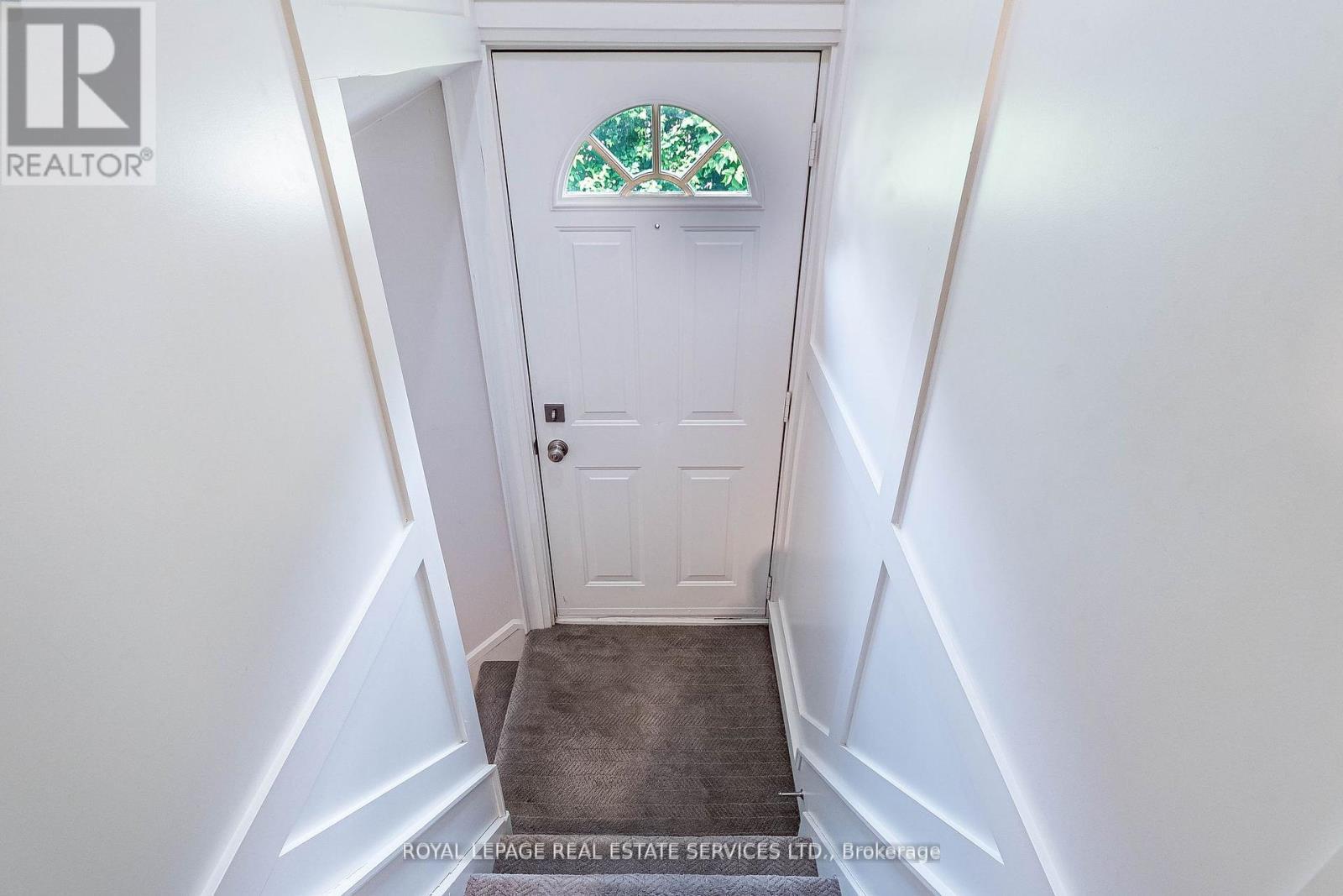 












42 GLEN AGAR DRIVE

,
Toronto,




Ontario
M9B5L9


