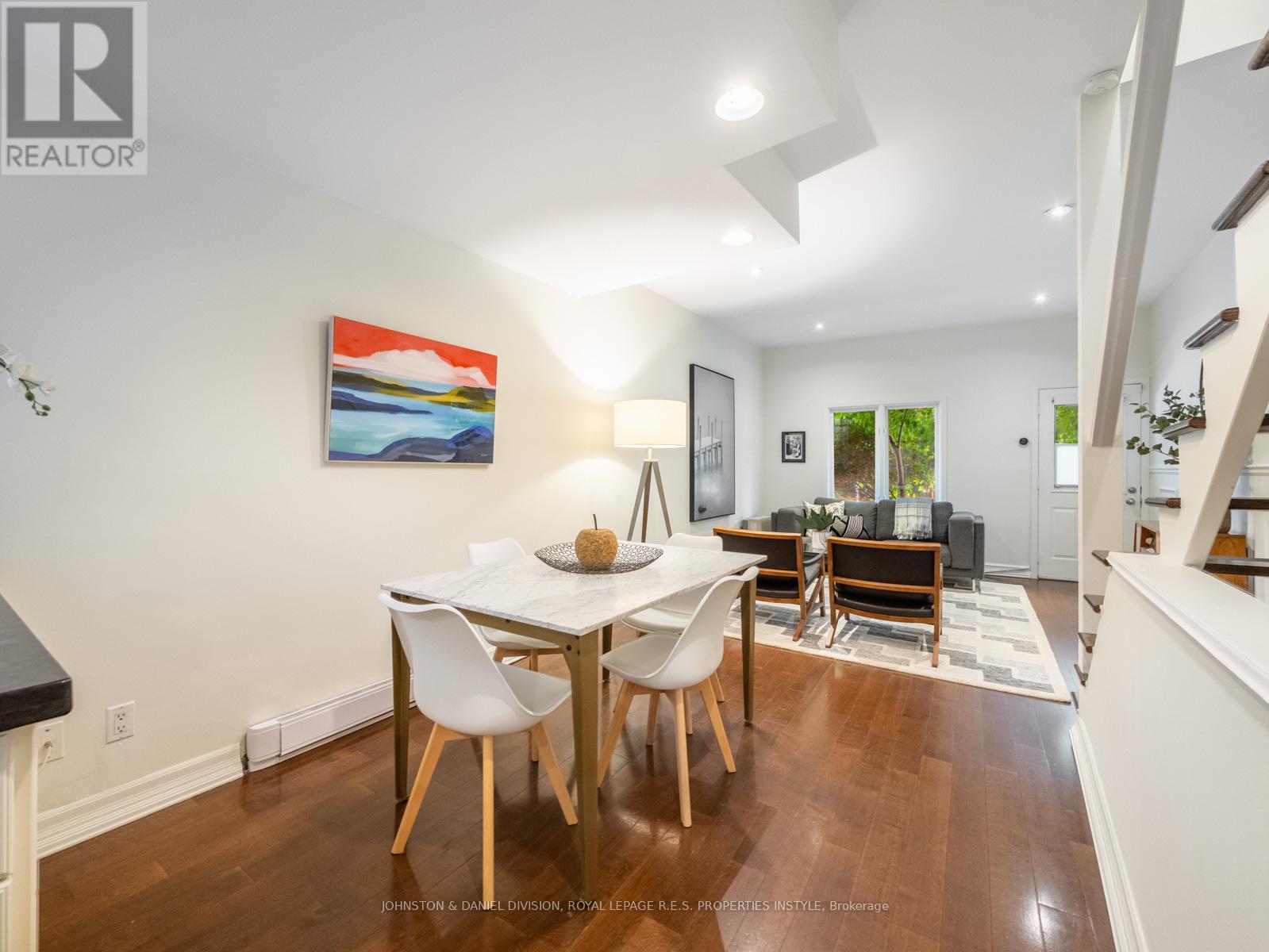 












77 WALNUT AVENUE

,
Toronto,




Ontario
M5V2S1

