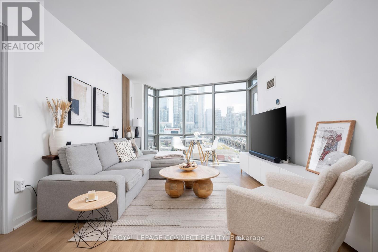 












901-UNF - 5 MARINER TERRACE

,
Toronto,




Ontario
M5V3V6

