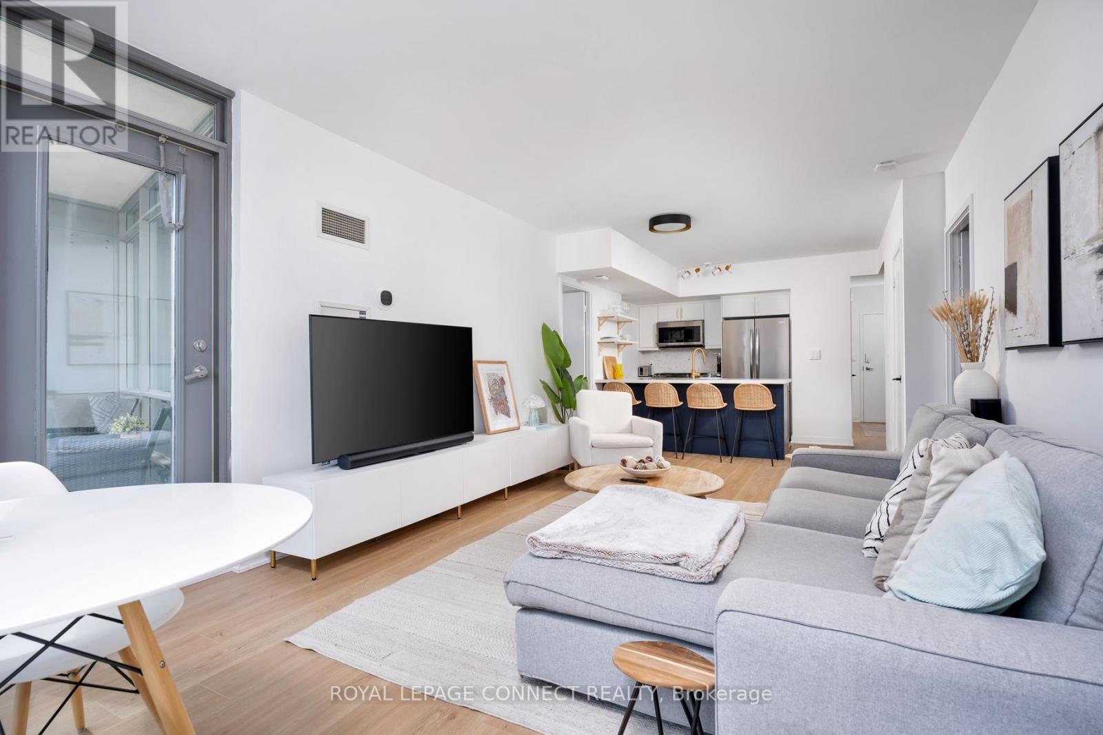 












901-UNF - 5 MARINER TERRACE

,
Toronto,




Ontario
M5V3V6

