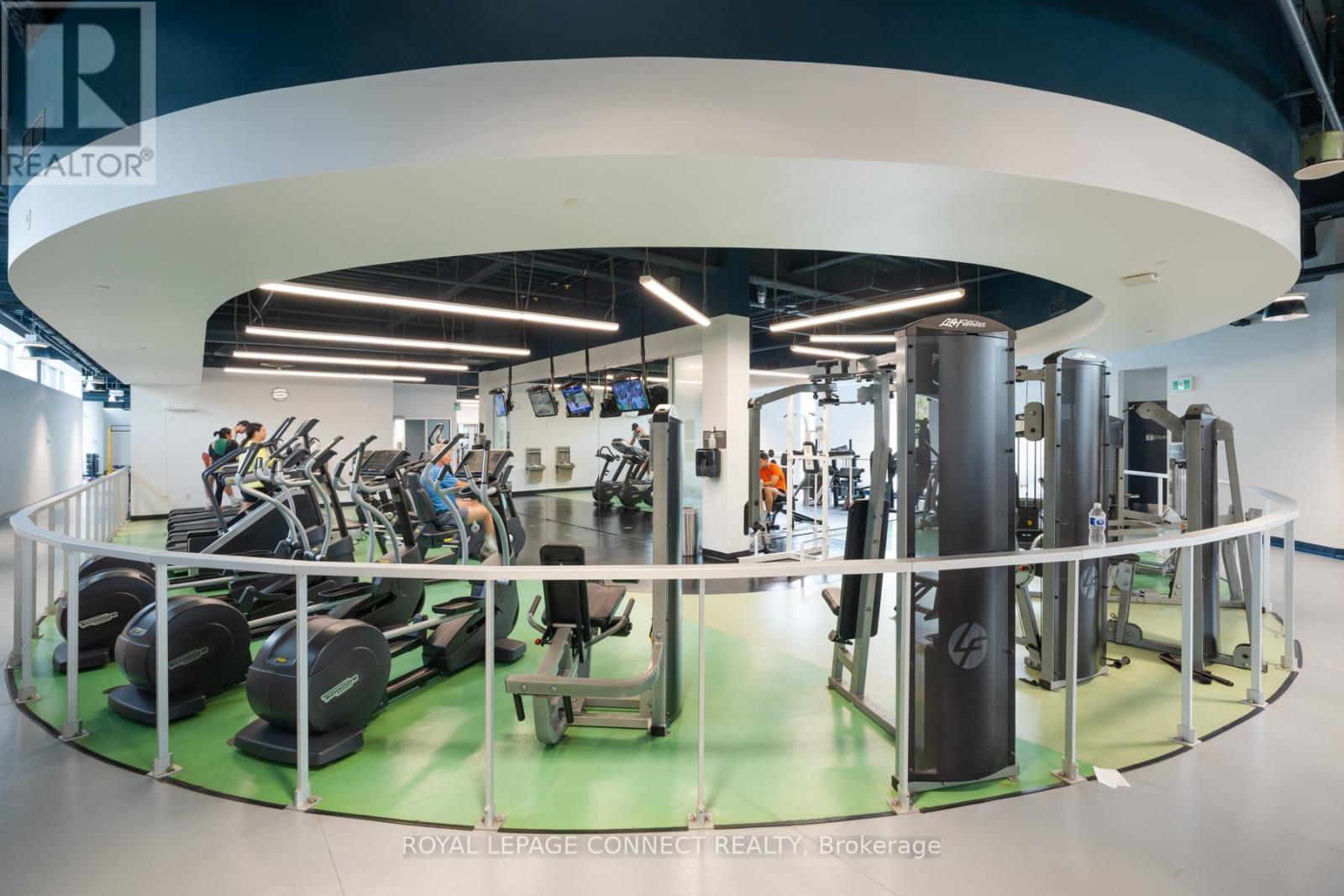 












901-UNF - 5 MARINER TERRACE

,
Toronto,




Ontario
M5V3V6

