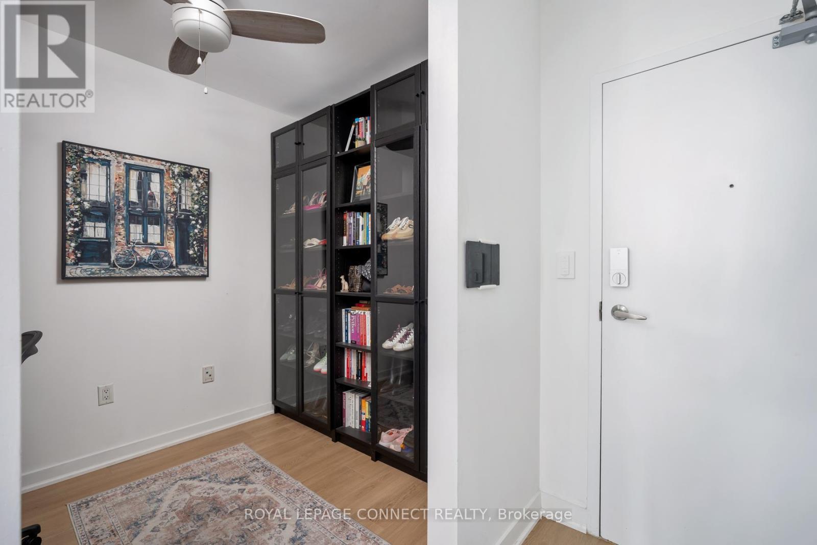 












901-UNF - 5 MARINER TERRACE

,
Toronto,




Ontario
M5V3V6

