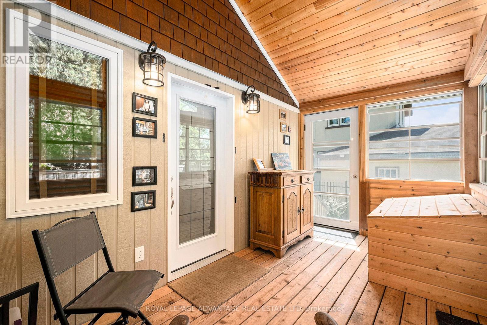 












8 STEWART STREET

,
Perth,




Ontario
K7H2M3

