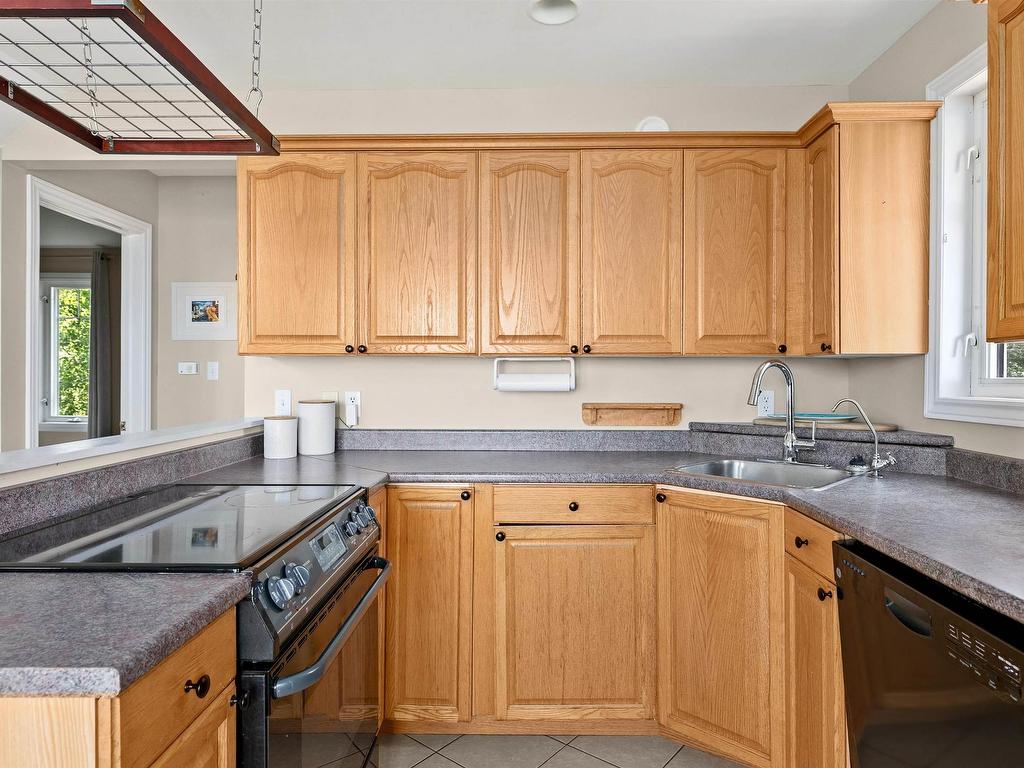 












19 Tidal Drive

,
Kempt Shore,




NS
B0N 2A0

