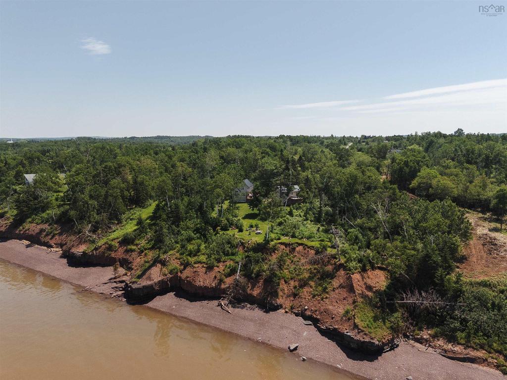 












19 Tidal Drive

,
Kempt Shore,




NS
B0N 2A0

