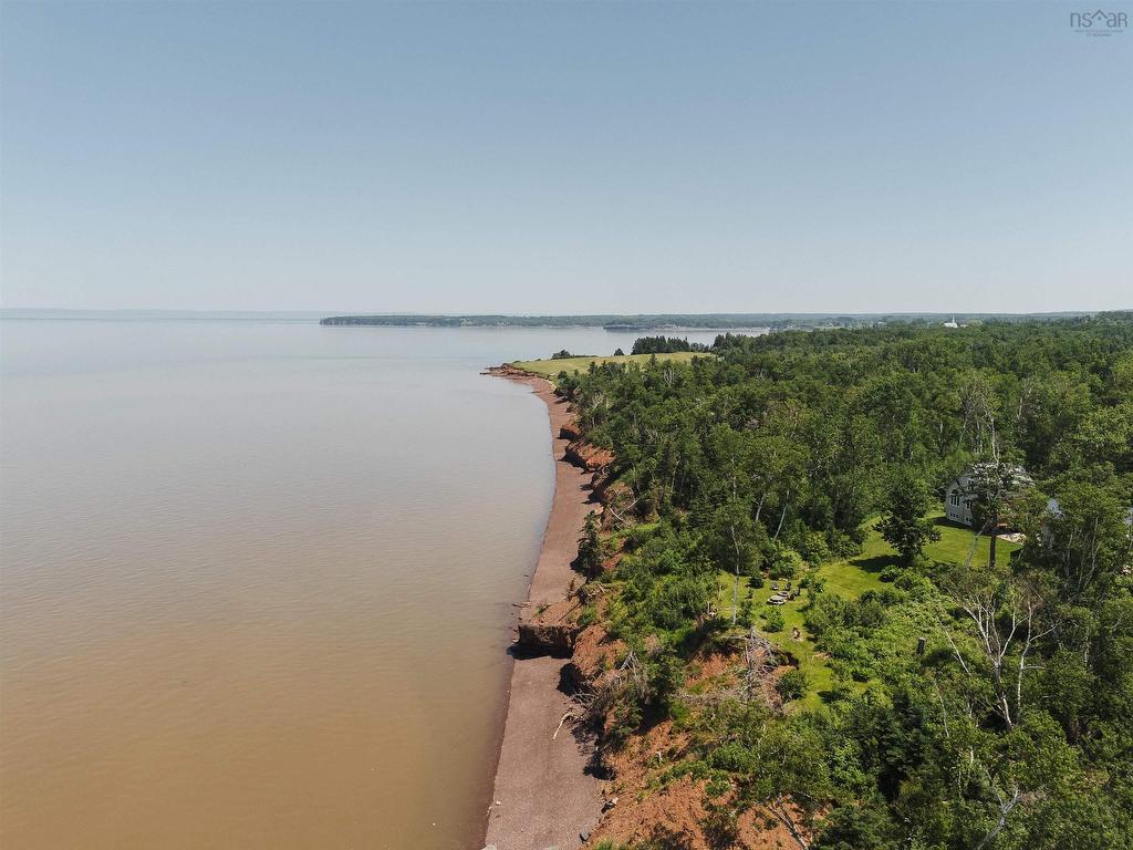 












19 Tidal Drive

,
Kempt Shore,




NS
B0N 2A0

