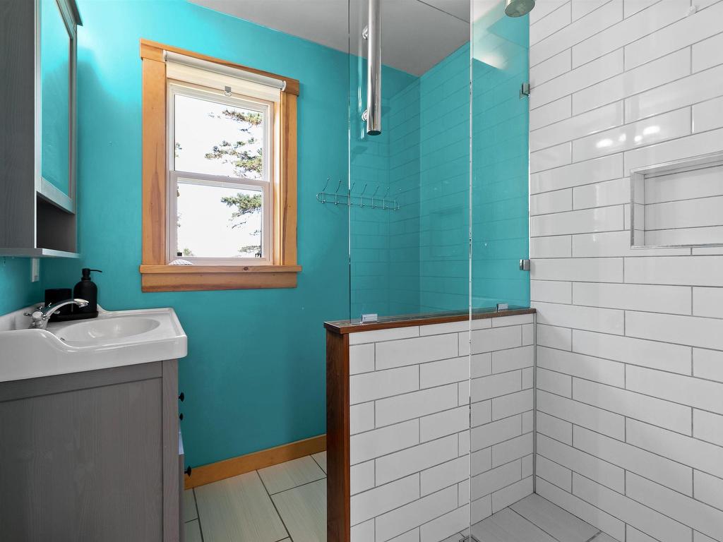 












19 Tidal Drive

,
Kempt Shore,




NS
B0N 2A0

