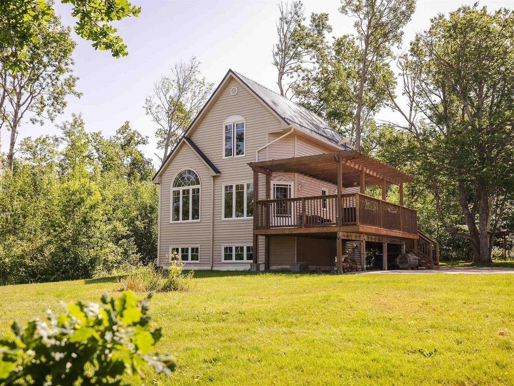 












19 Tidal Drive

,
Kempt Shore,




NS
B0N 2A0


