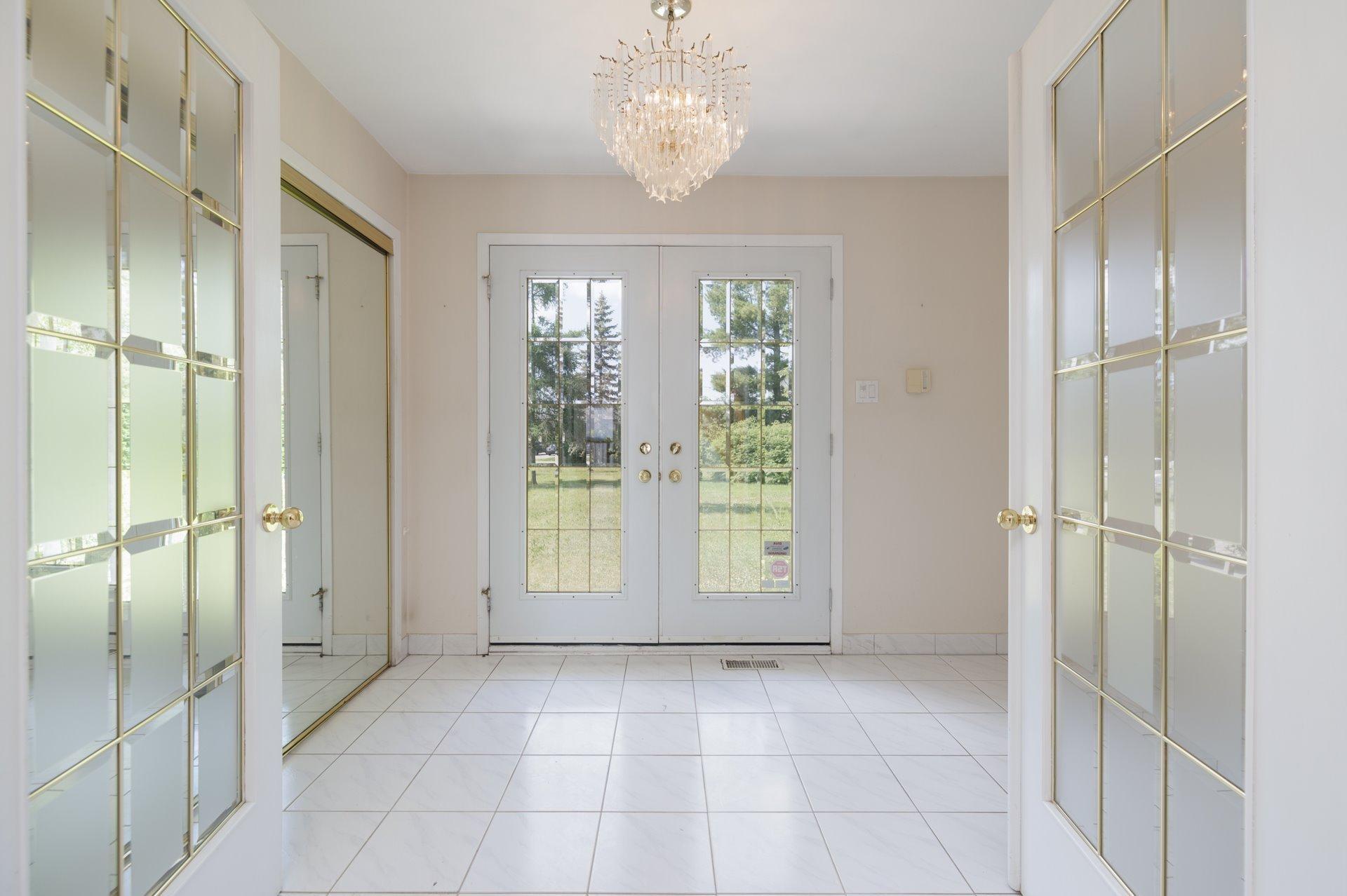 









2530


Boul. Perrot

,
Notre-Dame-de-l'Île-Perrot,




QC
J7W2Z4

