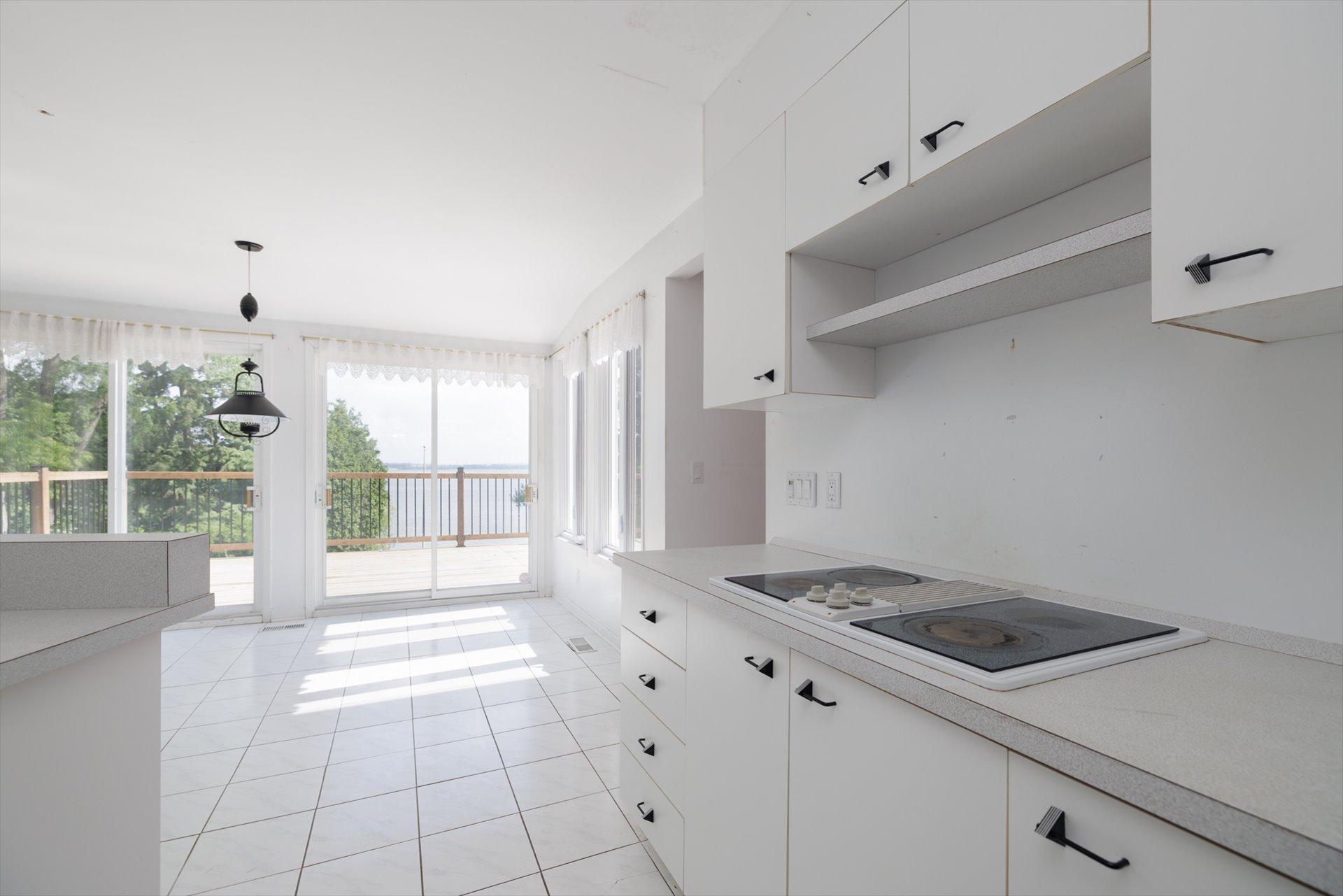 









2530


Boul. Perrot

,
Notre-Dame-de-l'Île-Perrot,




QC
J7W2Z4

