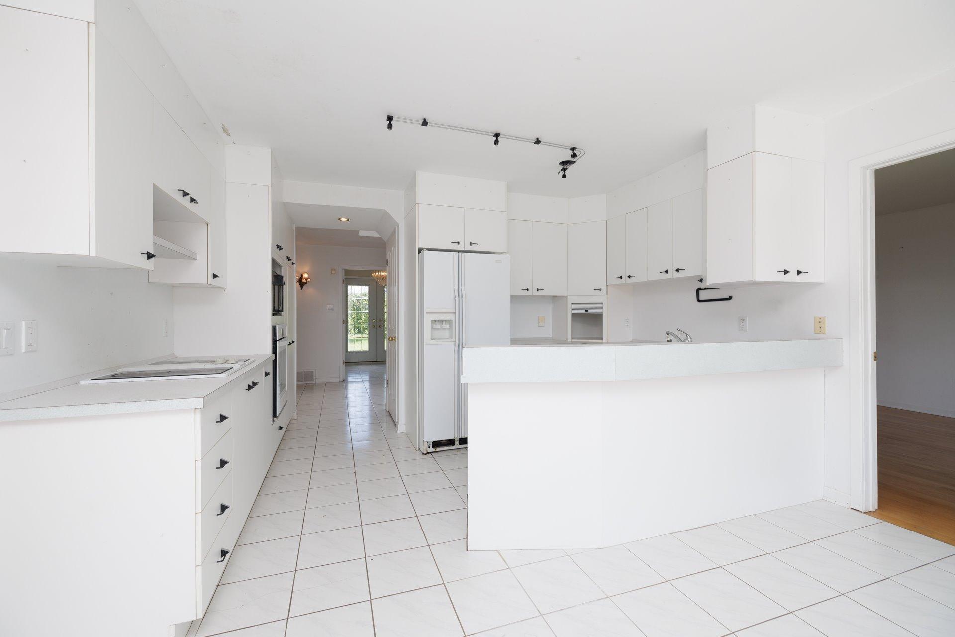 









2530


Boul. Perrot

,
Notre-Dame-de-l'Île-Perrot,




QC
J7W2Z4

