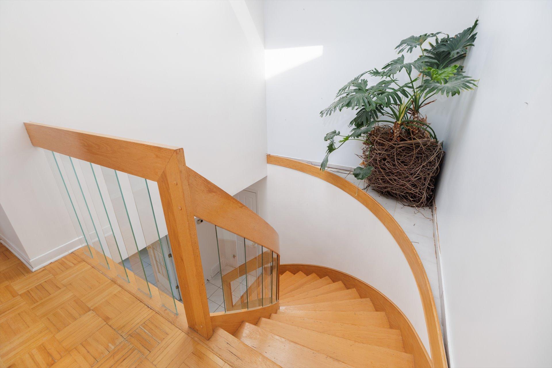 









2530


Boul. Perrot

,
Notre-Dame-de-l'Île-Perrot,




QC
J7W2Z4

