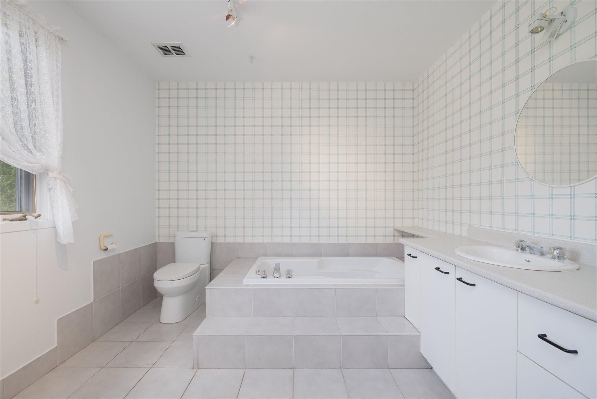 









2530


Boul. Perrot

,
Notre-Dame-de-l'Île-Perrot,




QC
J7W2Z4

