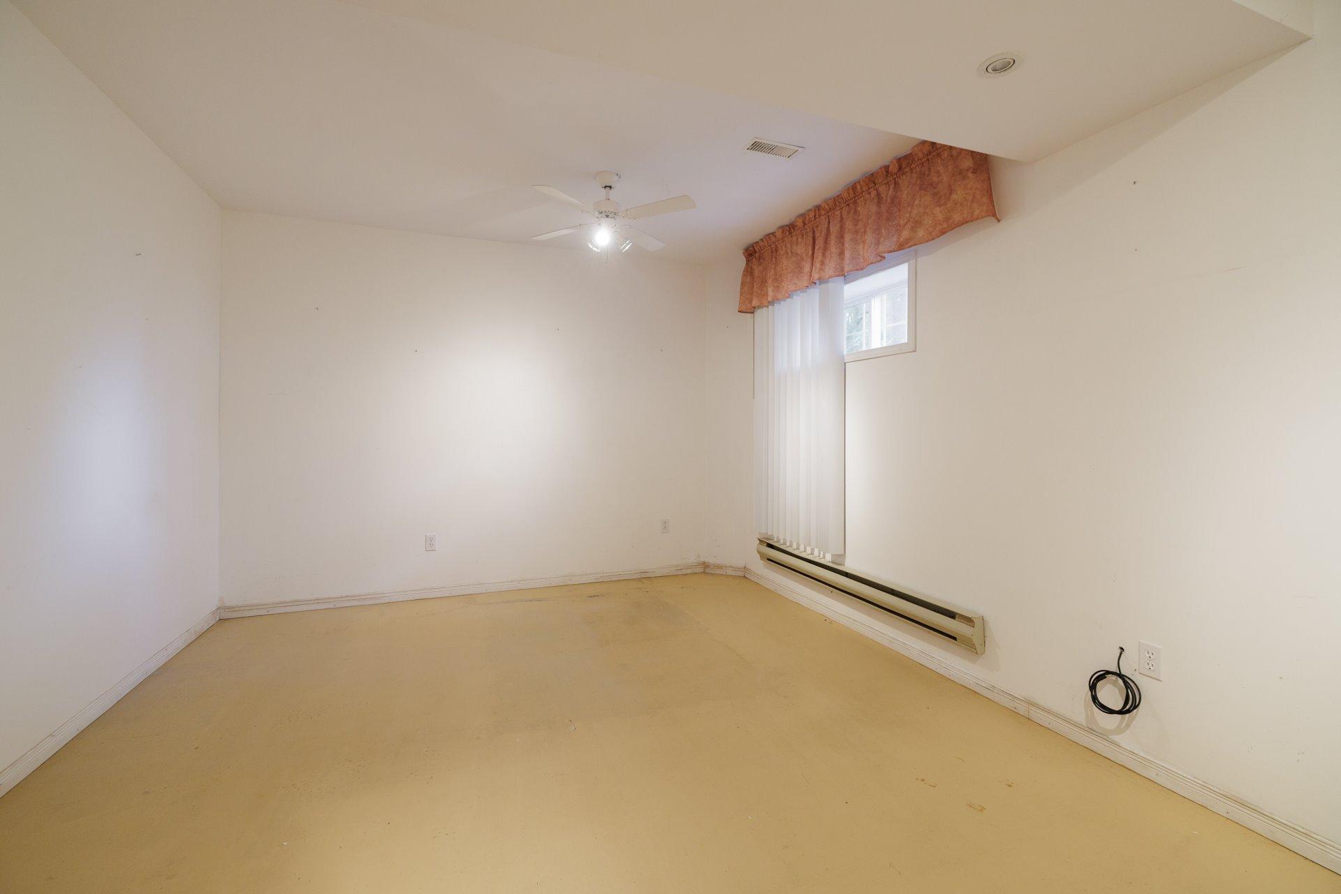 









2530


Boul. Perrot

,
Notre-Dame-de-l'Île-Perrot,




QC
J7W2Z4

