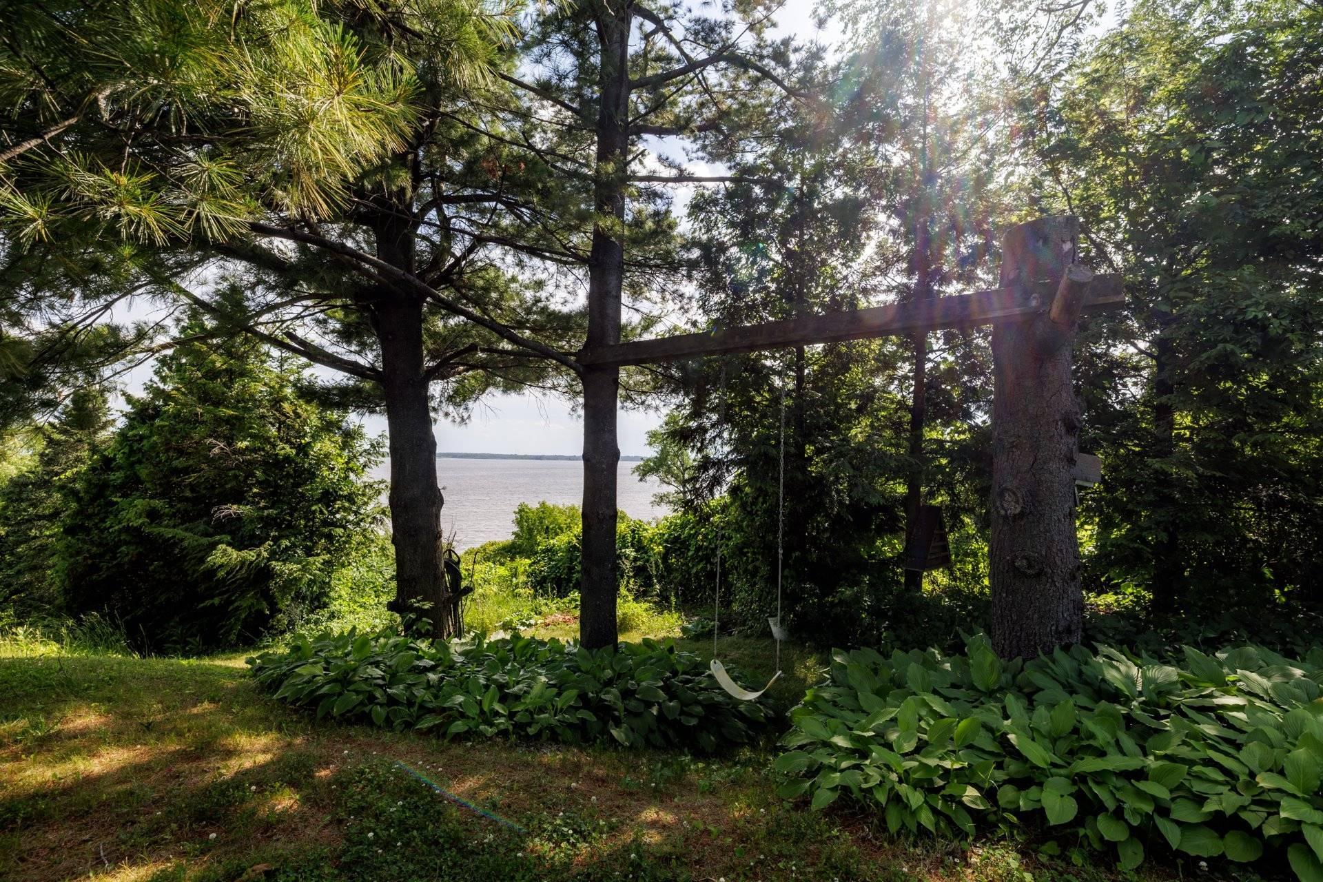 









2530


Boul. Perrot

,
Notre-Dame-de-l'Île-Perrot,




QC
J7W2Z4

