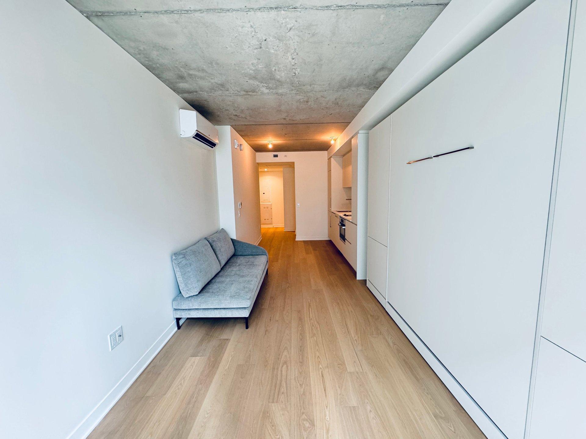 









360


Rue Mayor

, 810,
Montréal (Ville-Marie),




QC
H3A0J4


