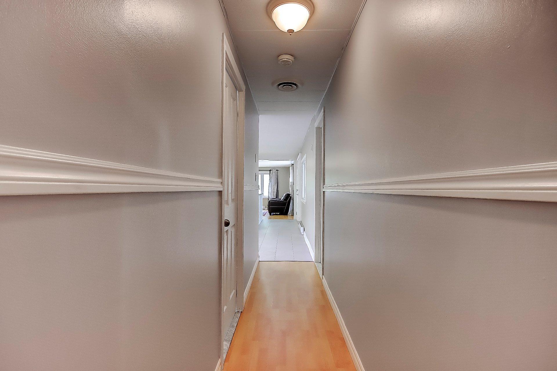 









3950


Boul. Sir-Wilfrid-Laurier

, 277,
Longueuil (Saint-Hubert),




QC
J3Y5Y9

