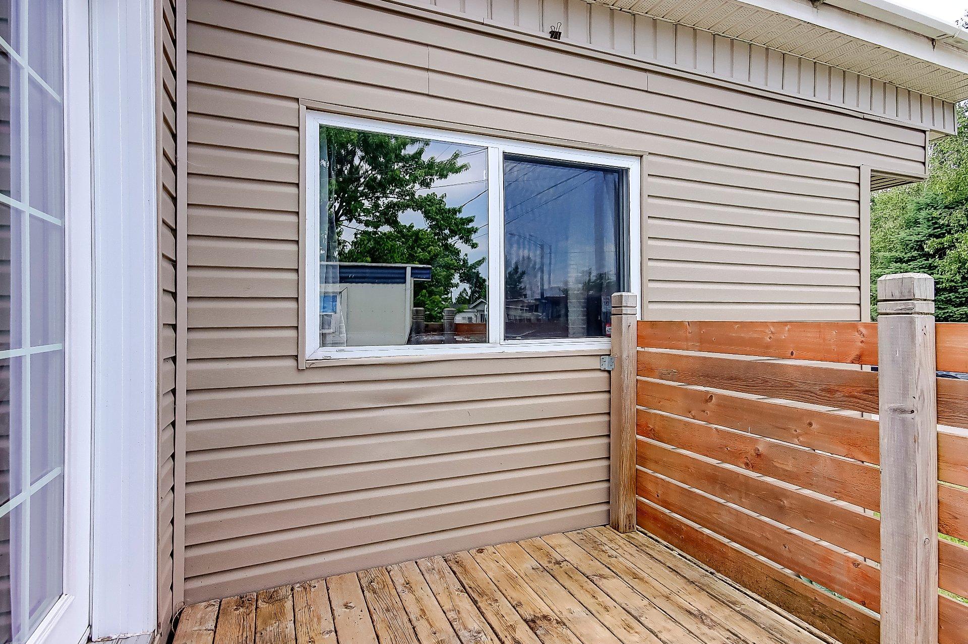 









3950


Boul. Sir-Wilfrid-Laurier

, 277,
Longueuil (Saint-Hubert),




QC
J3Y5Y9

