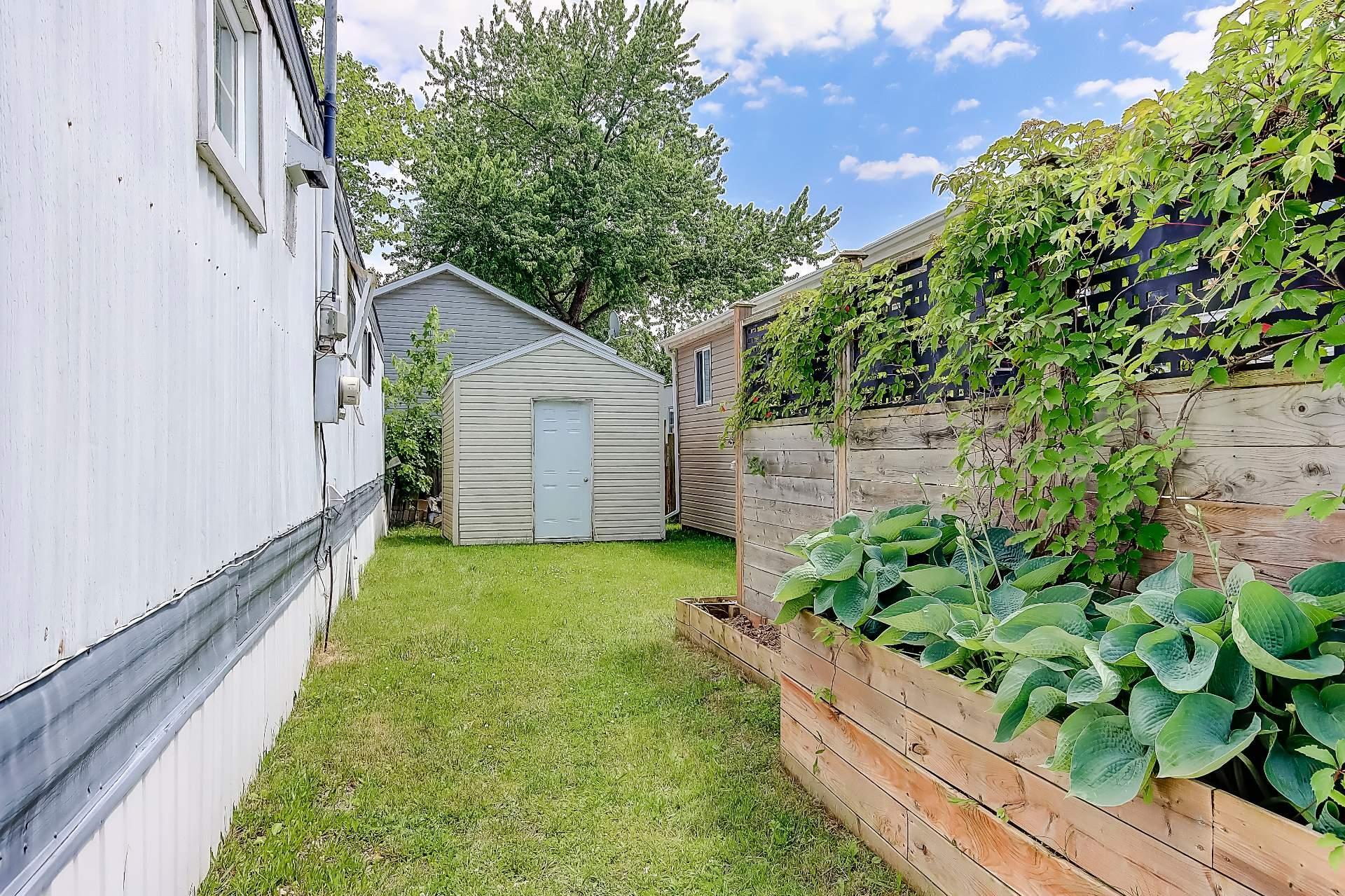 









3950


Boul. Sir-Wilfrid-Laurier

, 277,
Longueuil (Saint-Hubert),




QC
J3Y5Y9

