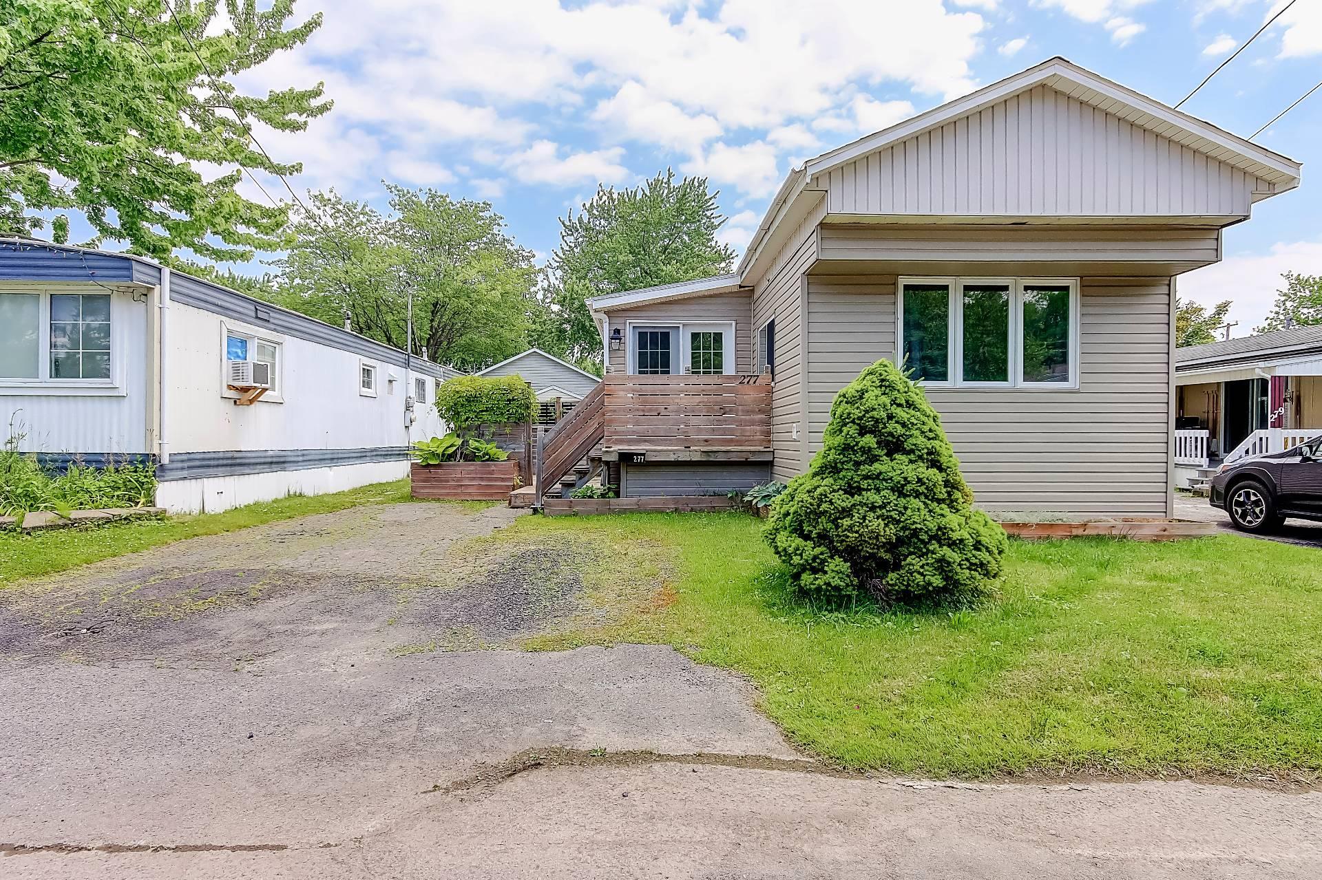 









3950


Boul. Sir-Wilfrid-Laurier

, 277,
Longueuil (Saint-Hubert),




QC
J3Y5Y9

