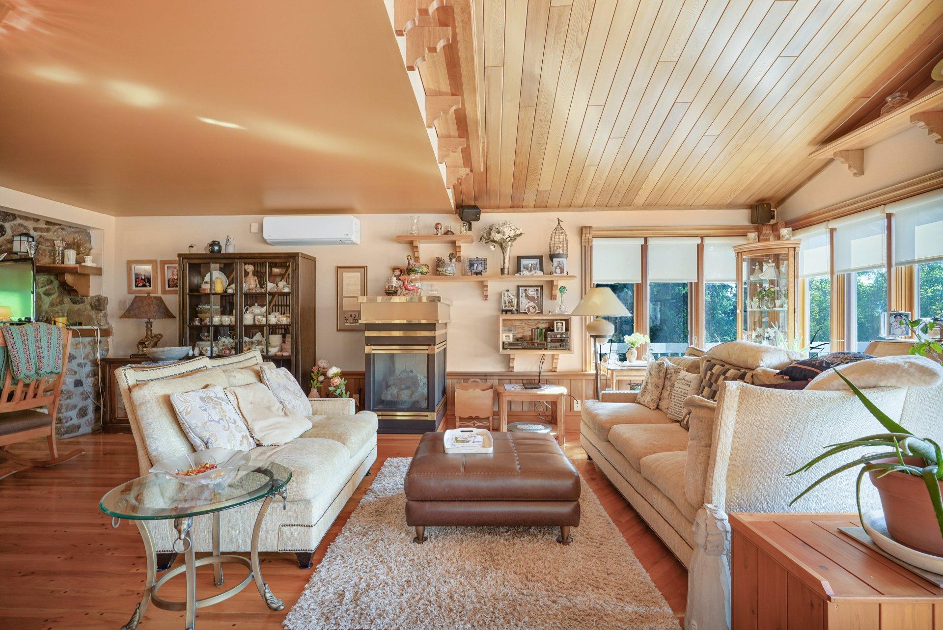 









2089


Rue Wilfrid

,
Val-David,




QC
J0T2N0

