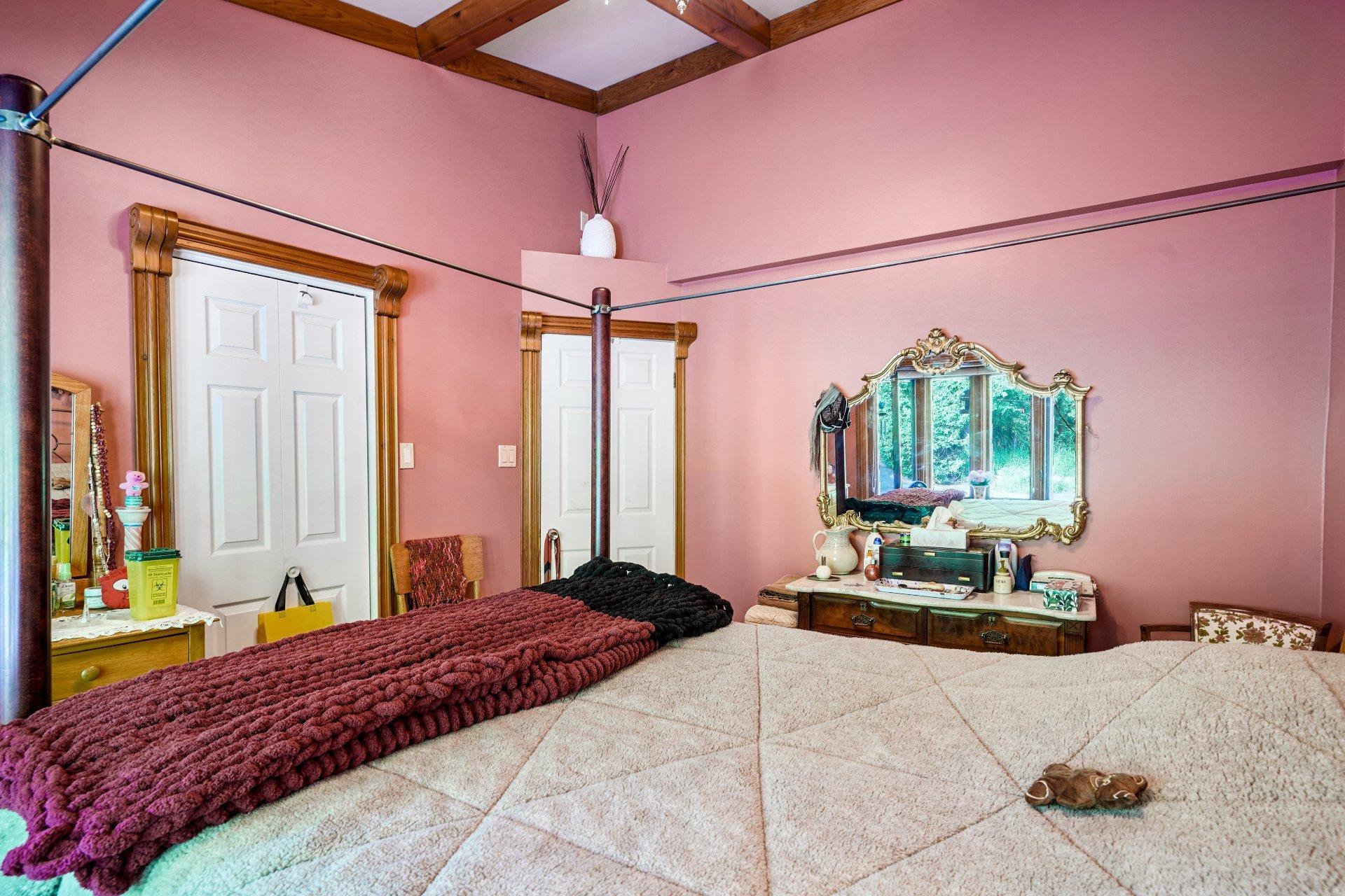 









2089


Rue Wilfrid

,
Val-David,




QC
J0T2N0

