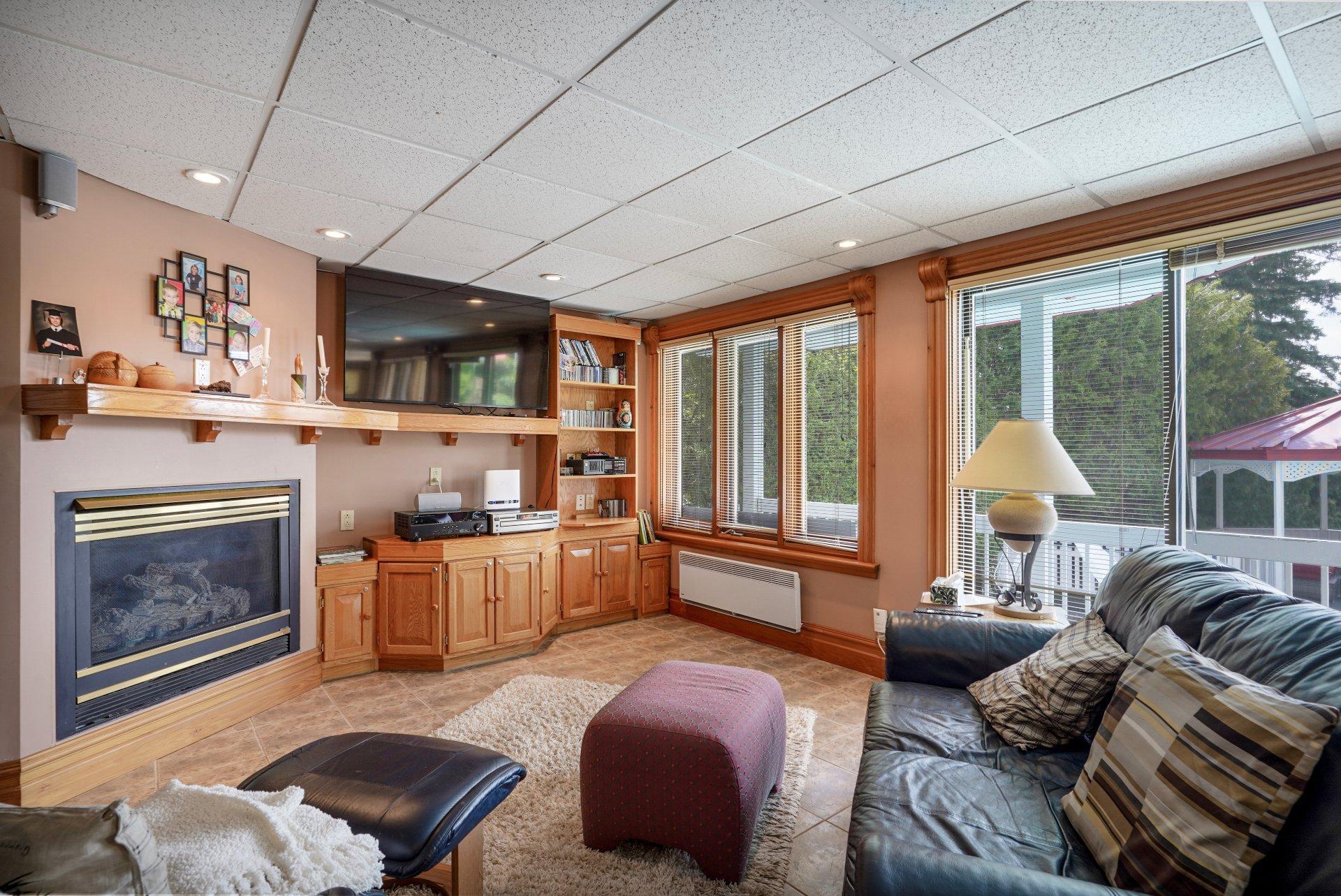 









2089


Rue Wilfrid

,
Val-David,




QC
J0T2N0

