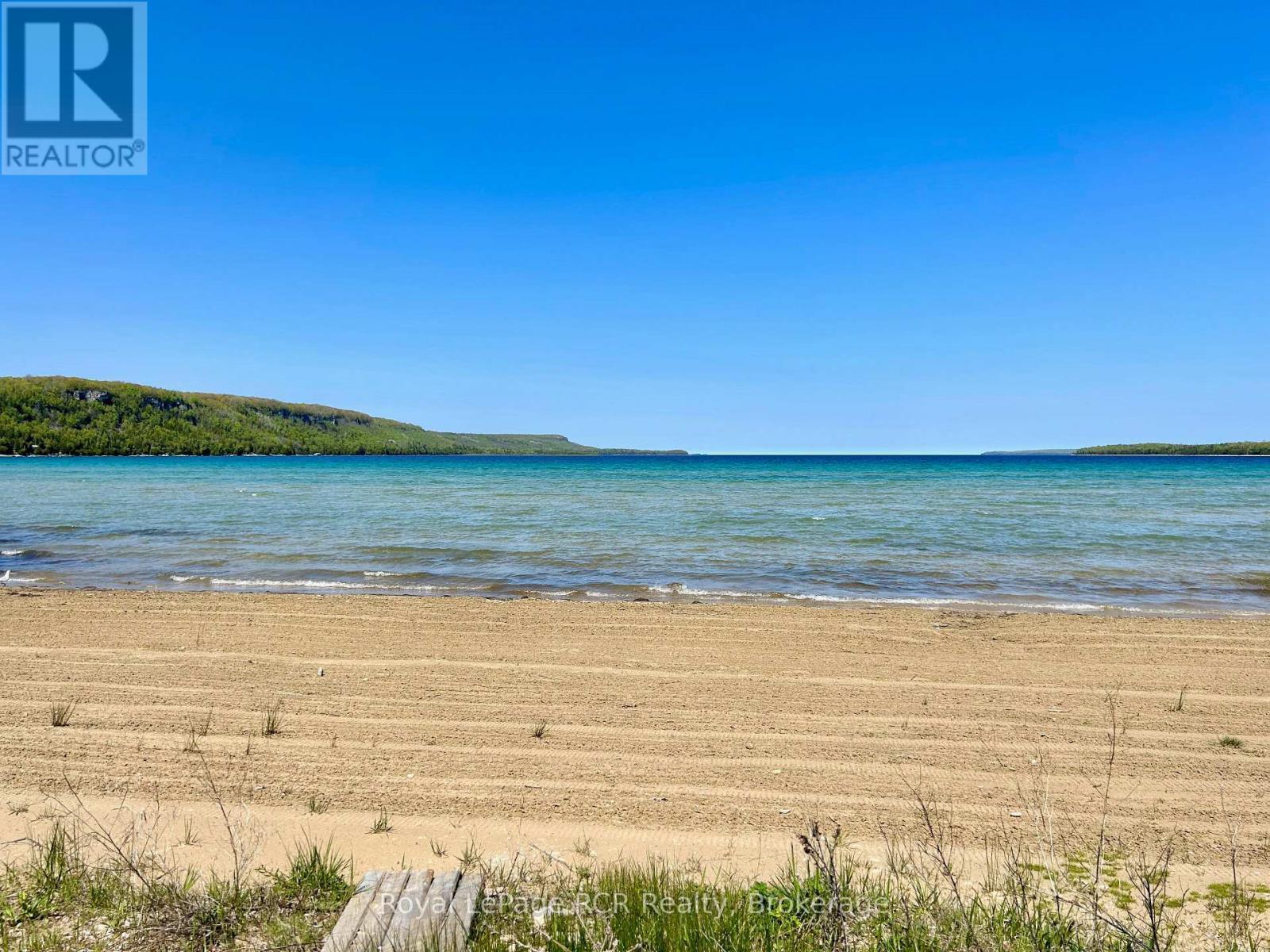 












16 MORNING HILL ROAD

,
South Bruce Peninsula,







Ontario
N0H2T0

