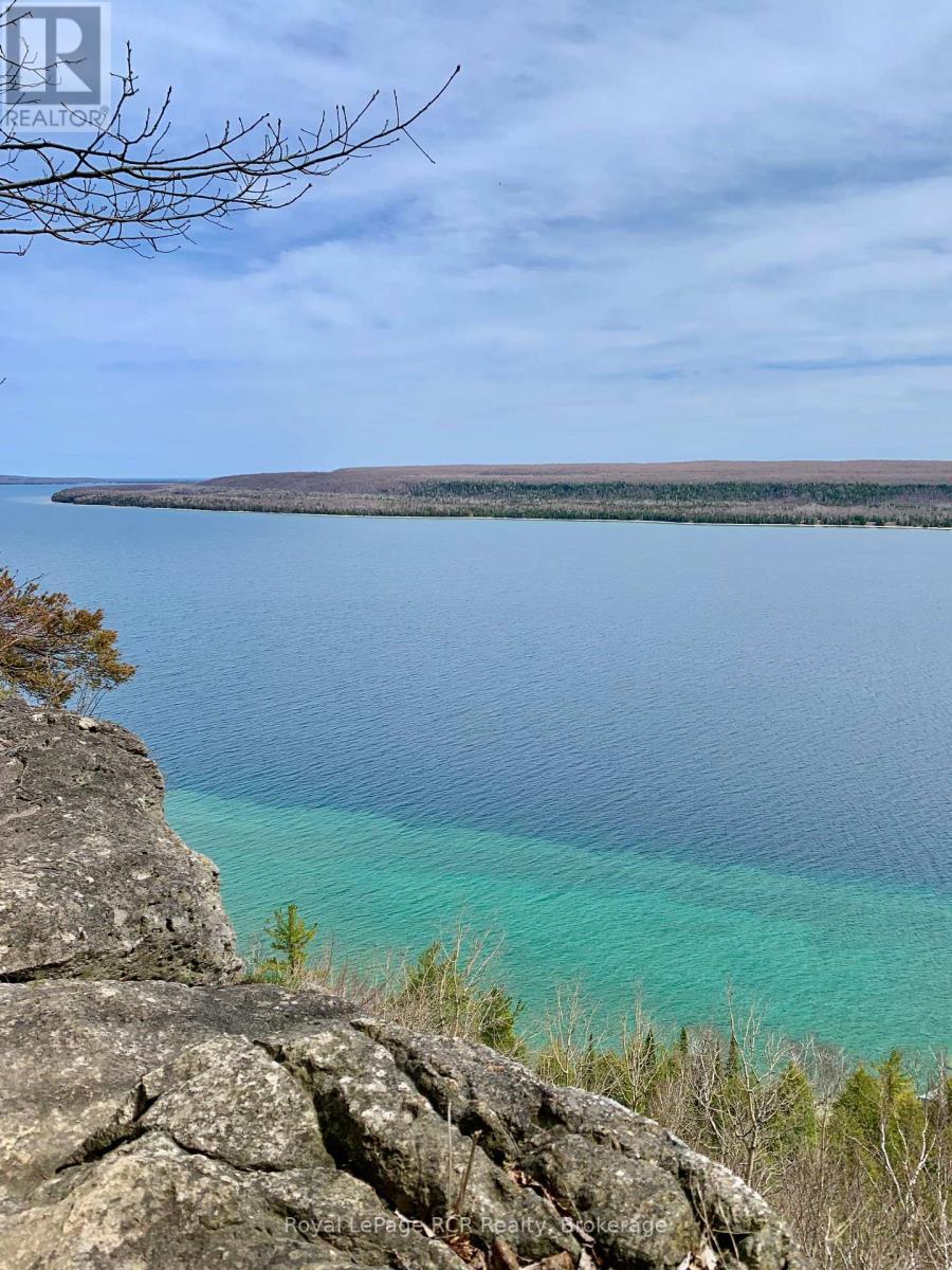 












16 MORNING HILL ROAD

,
South Bruce Peninsula,







Ontario
N0H2T0

