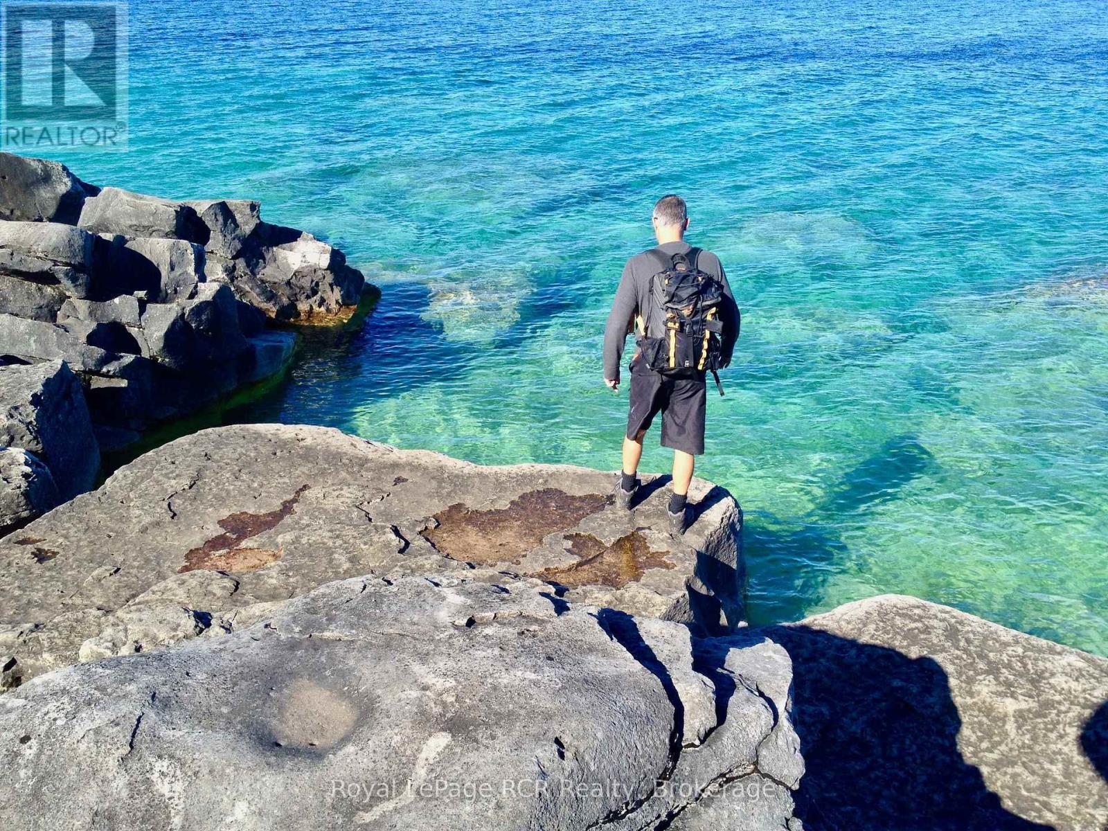 












16 MORNING HILL ROAD

,
South Bruce Peninsula,







Ontario
N0H2T0

