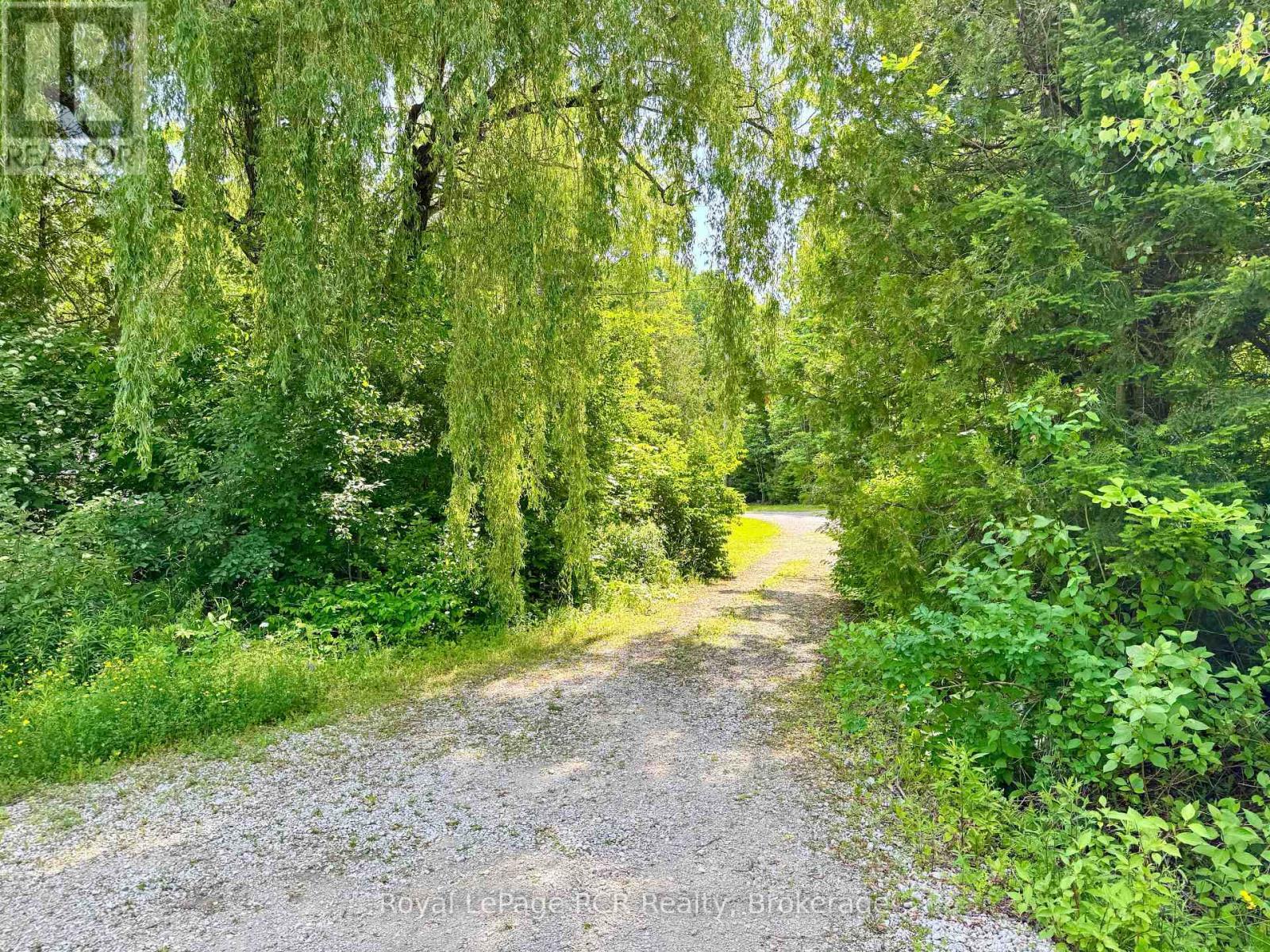












16 MORNING HILL ROAD

,
South Bruce Peninsula,







Ontario
N0H2T0

