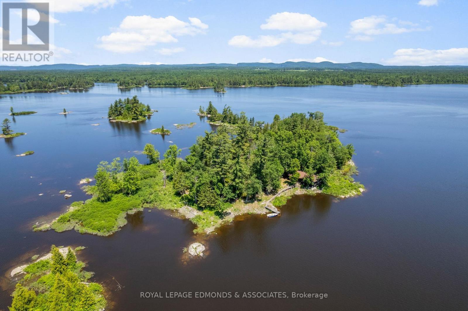 












0 RIDDELL ISLAND

,
Petawawa,




Ontario
K8H3R2

