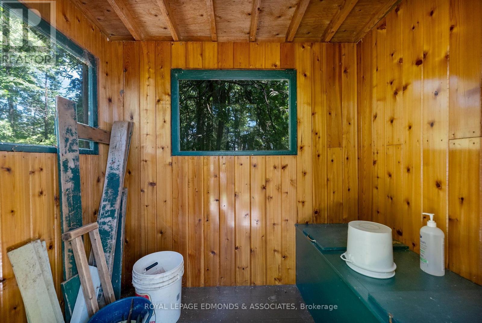 












0 RIDDELL ISLAND

,
Petawawa,




Ontario
K8H3R2

