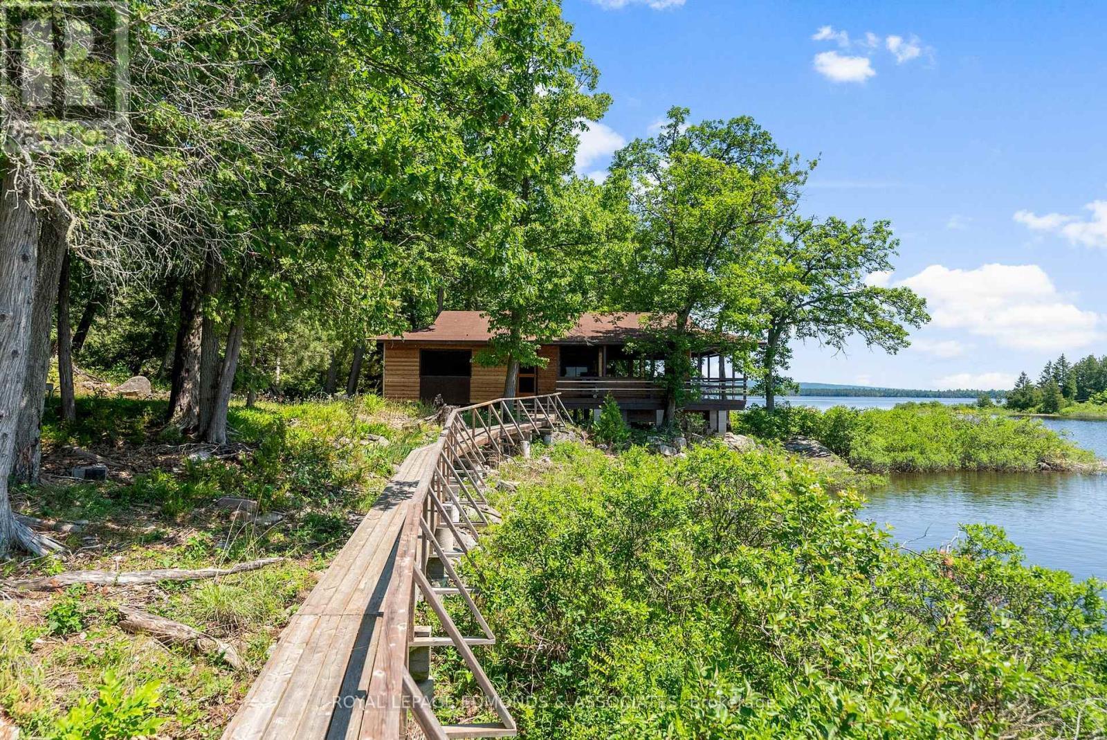 












0 RIDDELL ISLAND

,
Petawawa,




Ontario
K8H3R2

