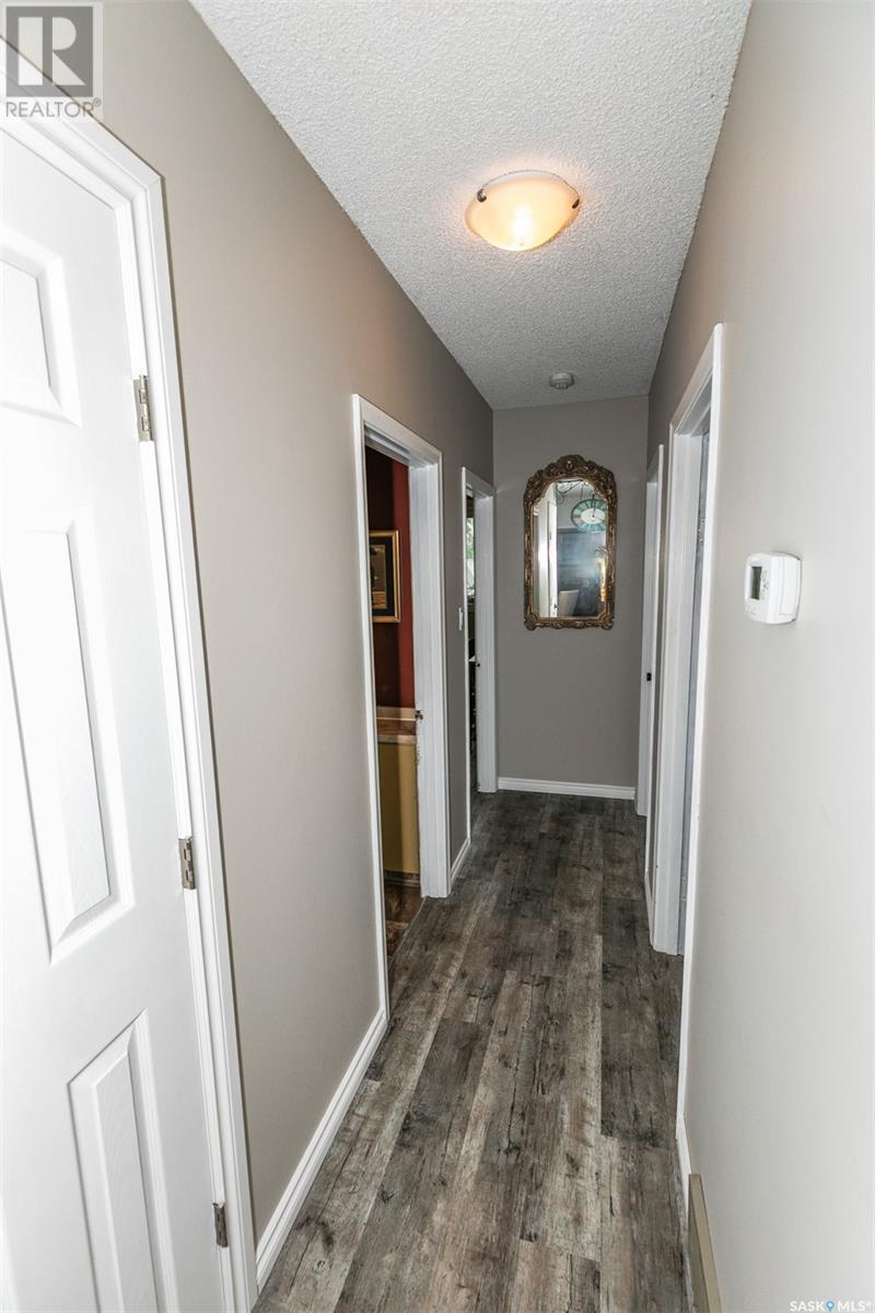 












317 Saskatchewan AVENUE

,
Kerrobert,




Saskatchewan
S0L1R0

