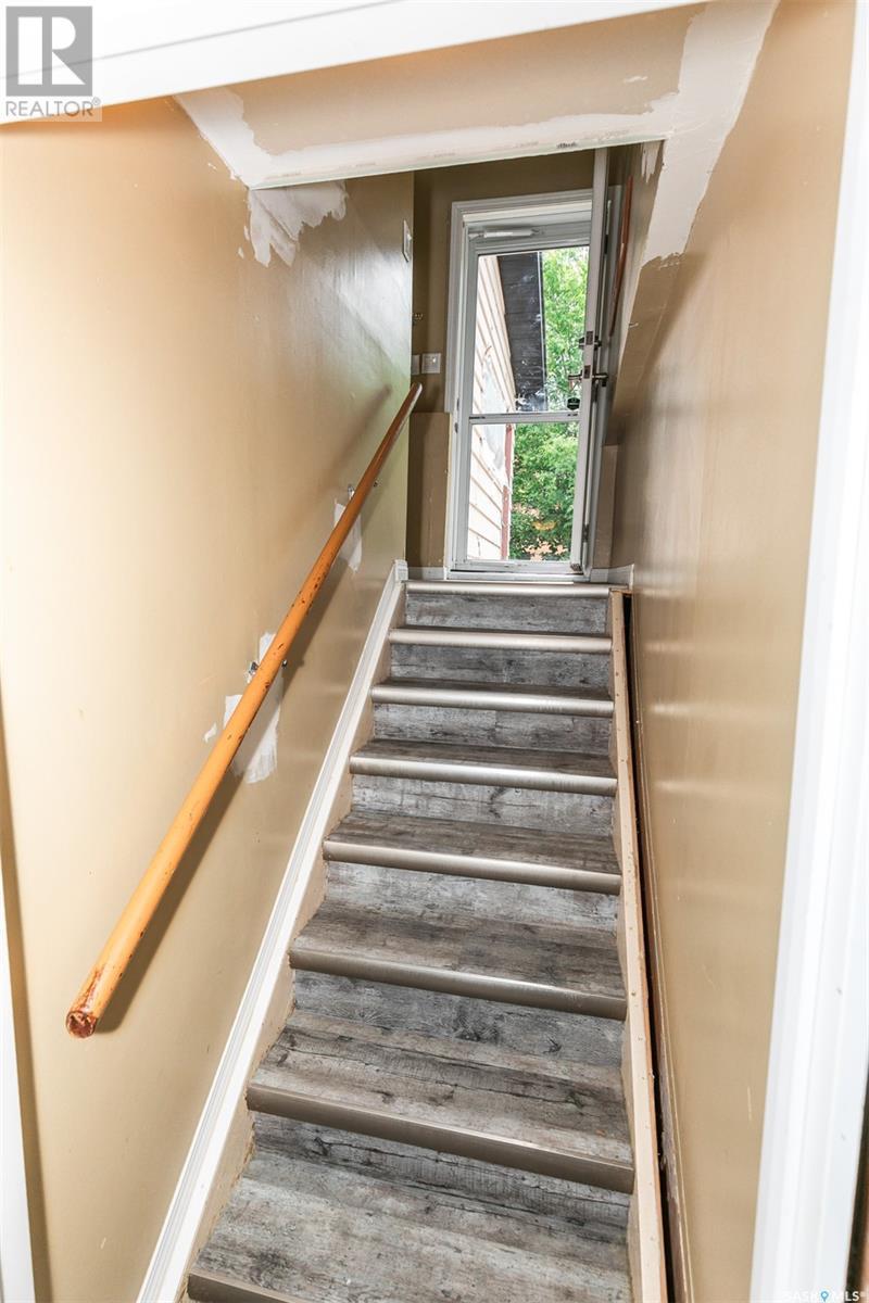 












317 Saskatchewan AVENUE

,
Kerrobert,




Saskatchewan
S0L1R0

