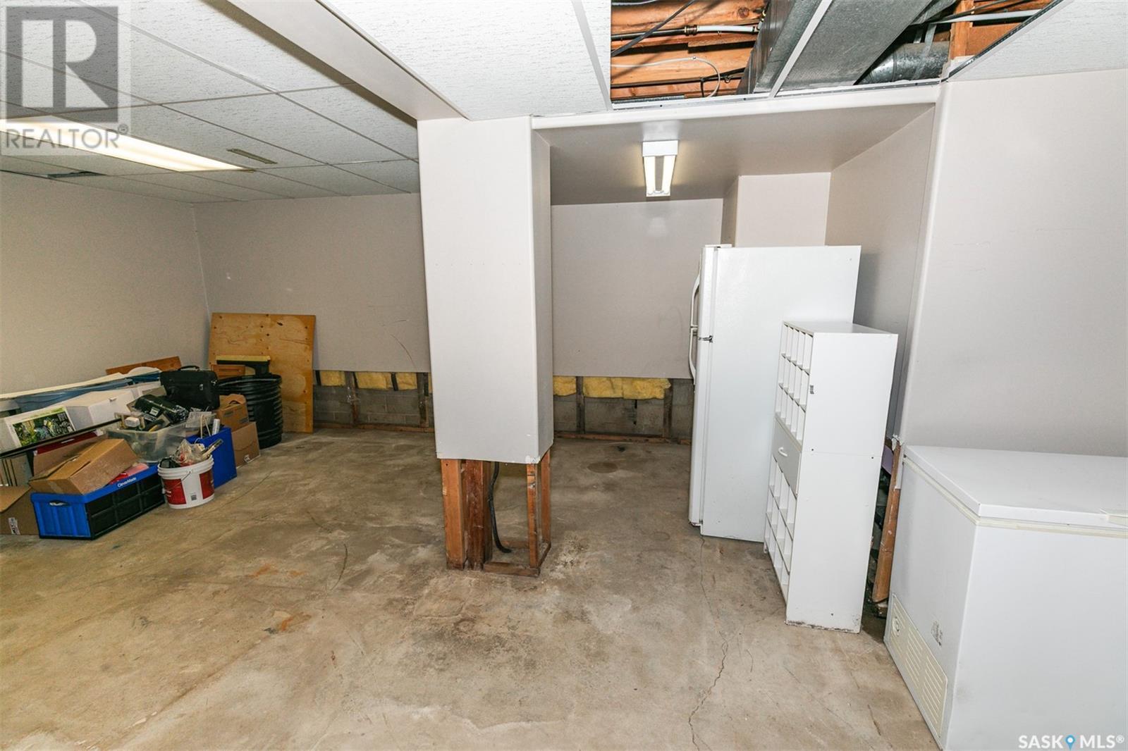 












317 Saskatchewan AVENUE

,
Kerrobert,




Saskatchewan
S0L1R0

