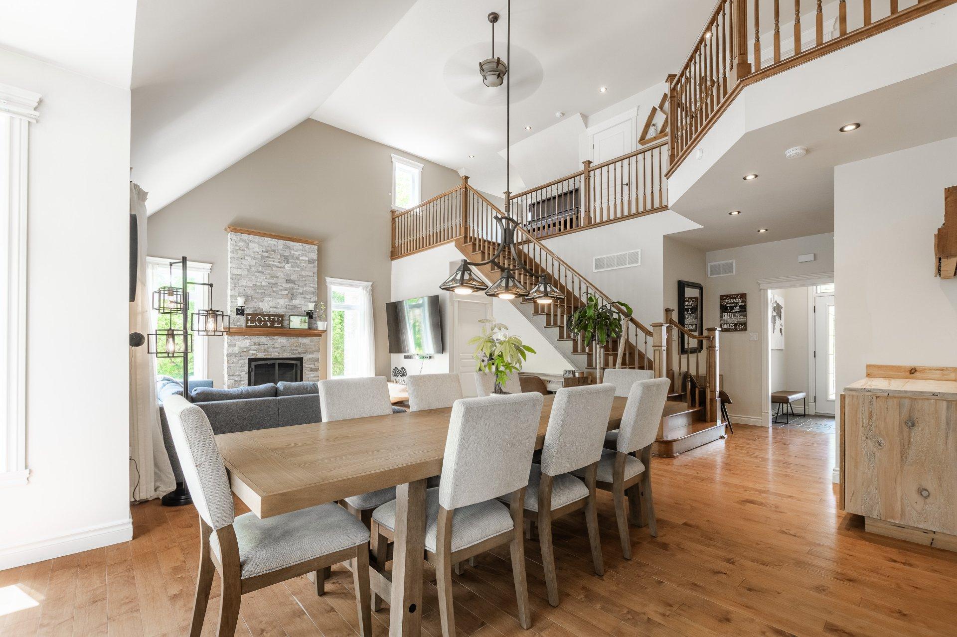 









4096


Rue de l'Orchidée

,
Saint-Bruno-de-Montarville,




QC
J3V6K1

