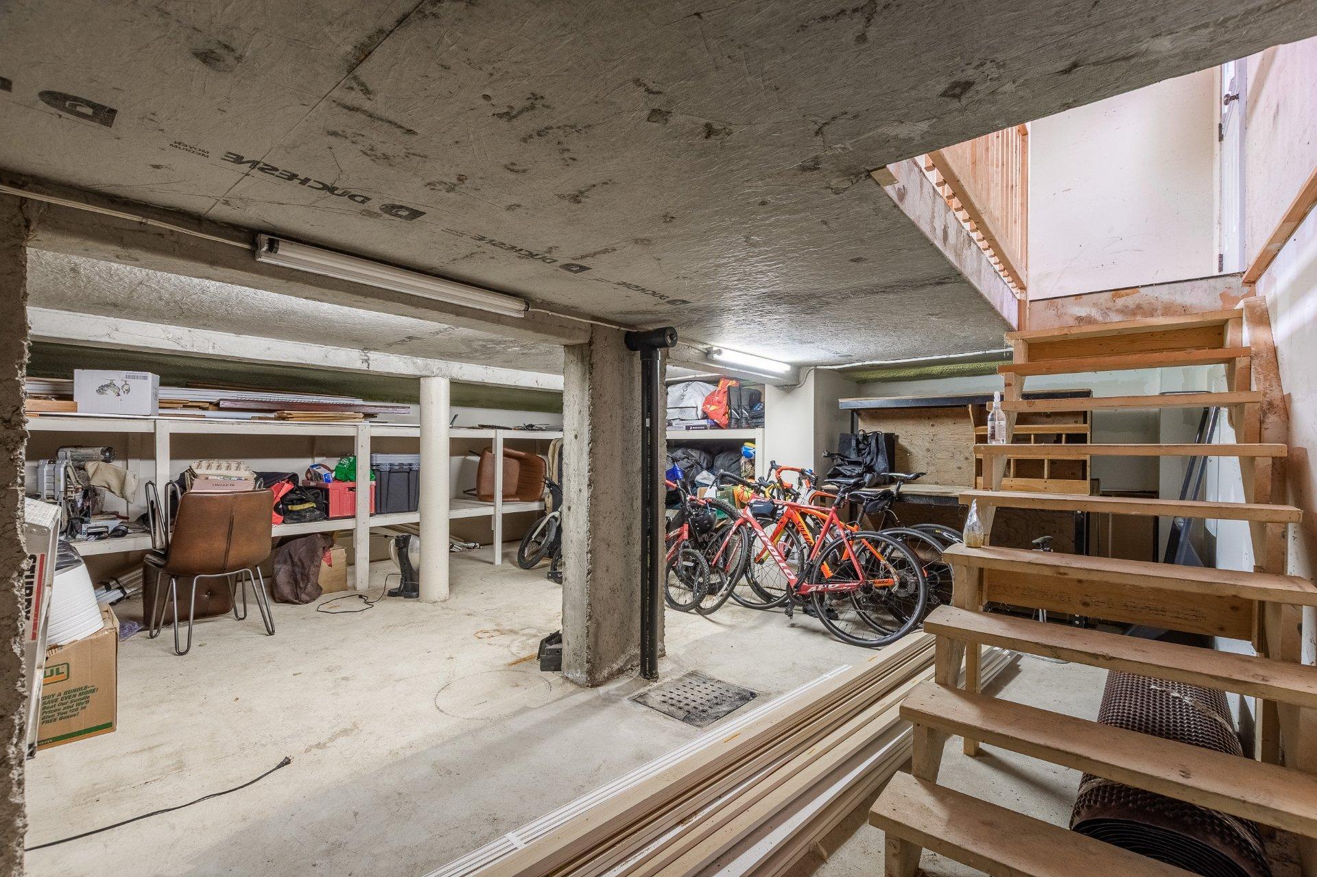 









4096


Rue de l'Orchidée

,
Saint-Bruno-de-Montarville,




QC
J3V6K1

