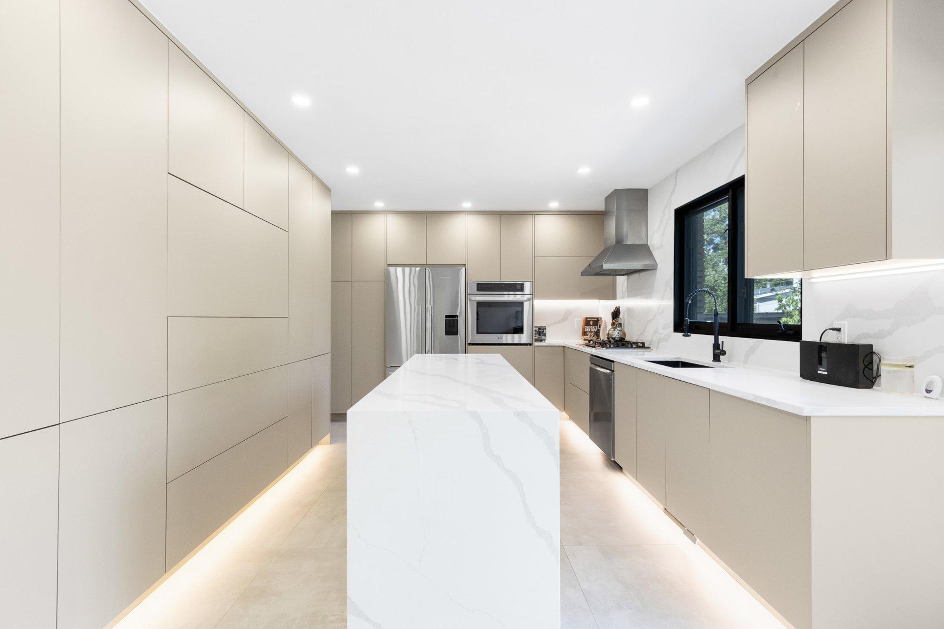 









129


Rue Wilson

,
Dollard-des-Ormeaux,




QC
H9A1W7

