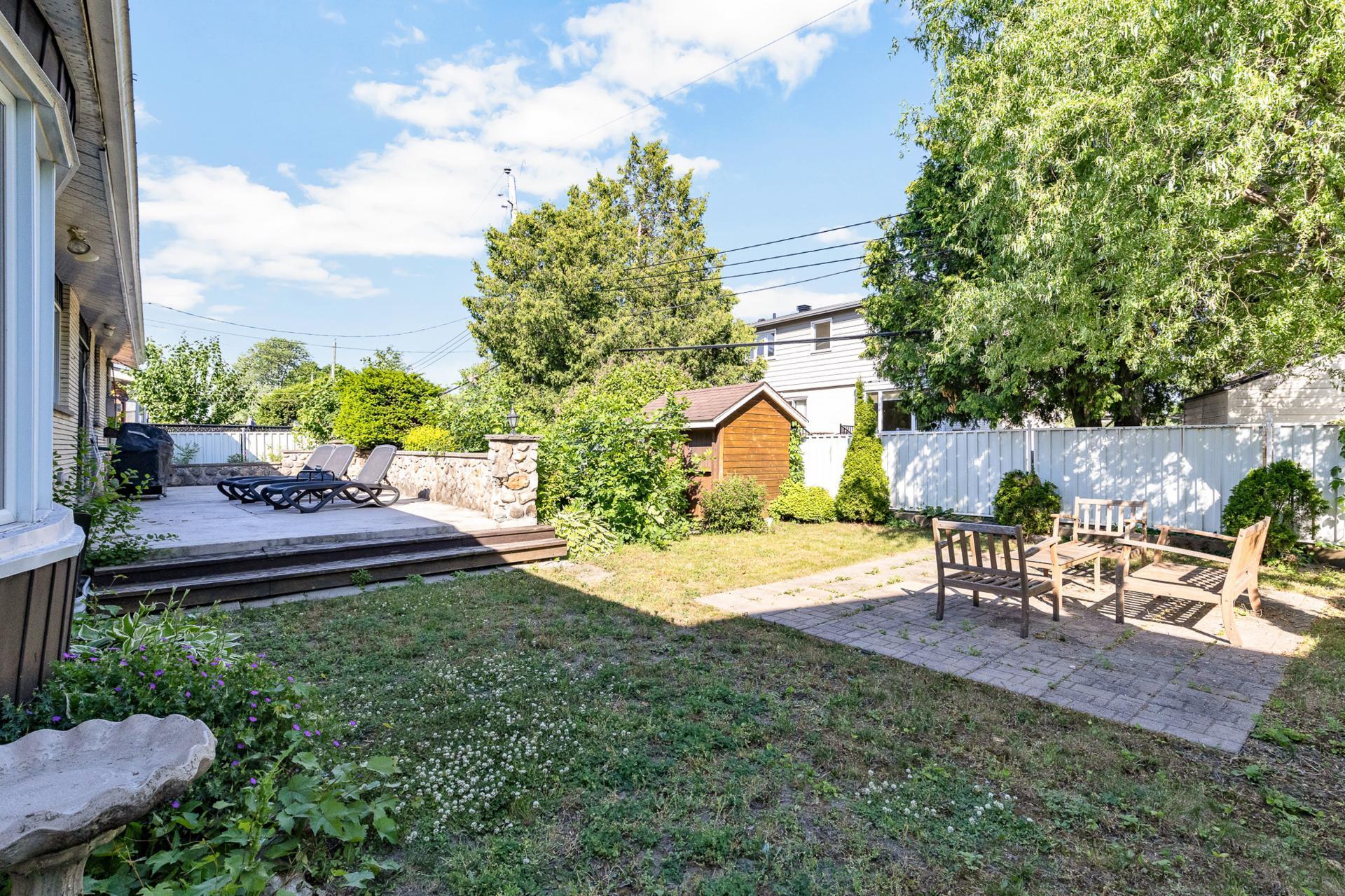 









129


Rue Wilson

,
Dollard-des-Ormeaux,




QC
H9A1W7

