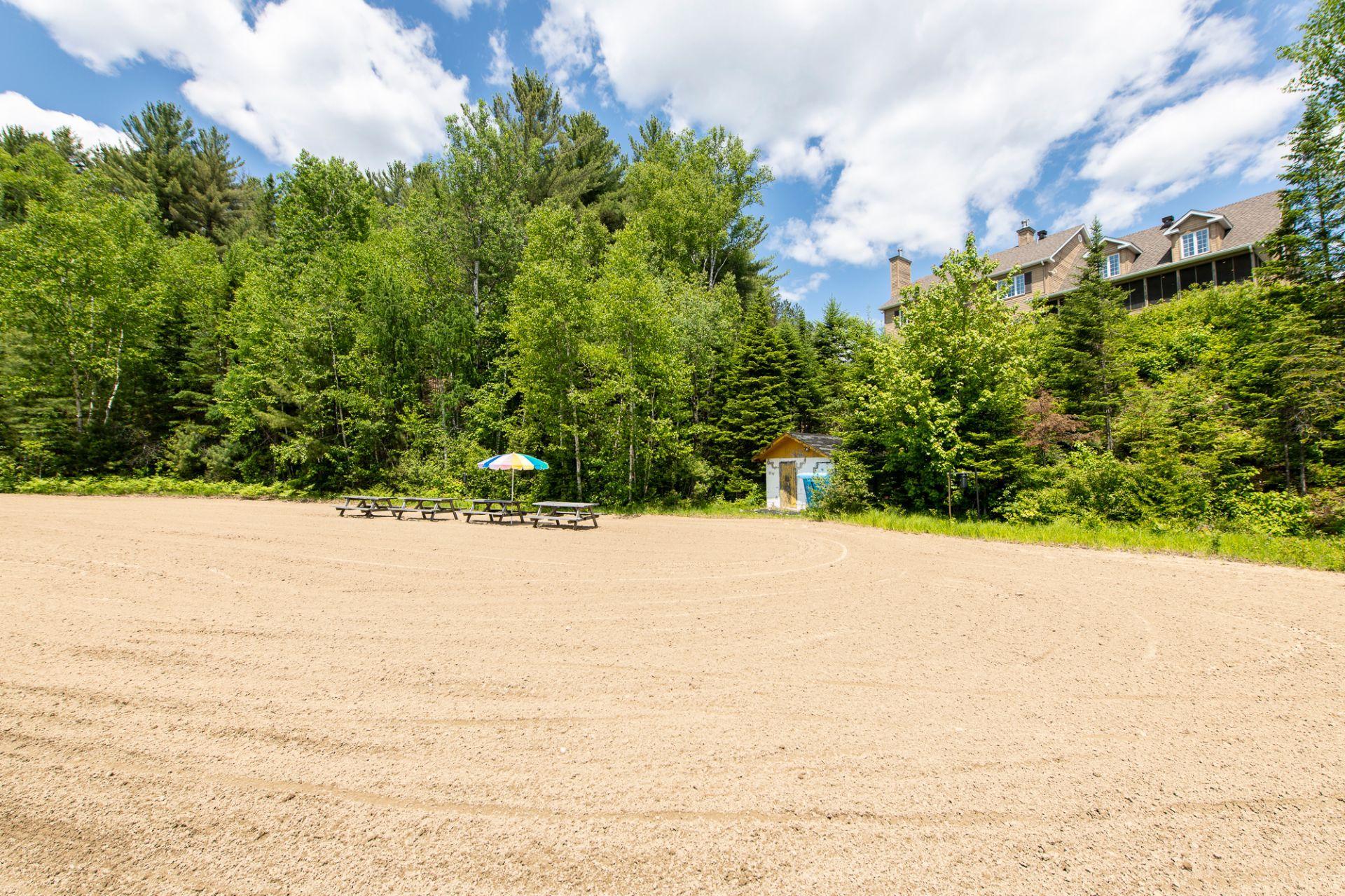









356


Ch. de Ste-Lucie

,
Sainte-Lucie-des-Laurentides,




QC
J0T2J0

