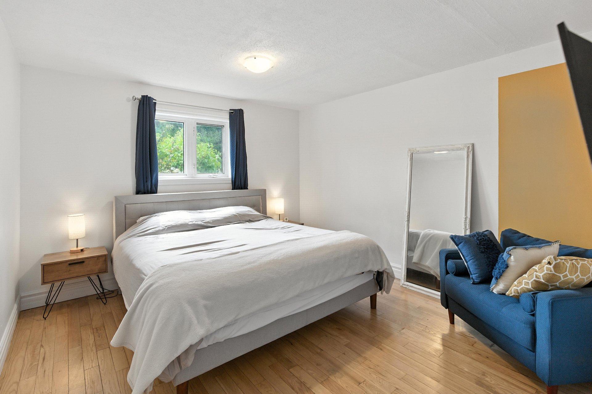 









1466


Rue Bernier

,
Saint-Jean-sur-Richelieu,




QC
J2W1G1

