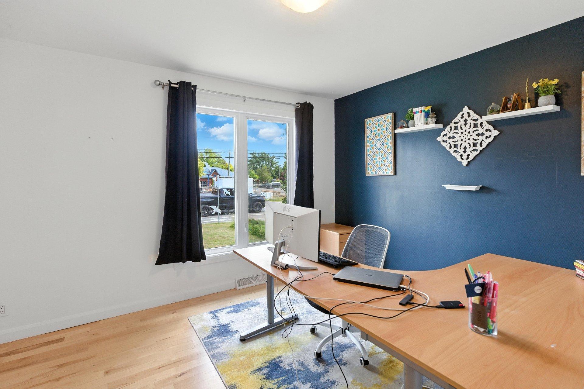 









1466


Rue Bernier

,
Saint-Jean-sur-Richelieu,




QC
J2W1G1

