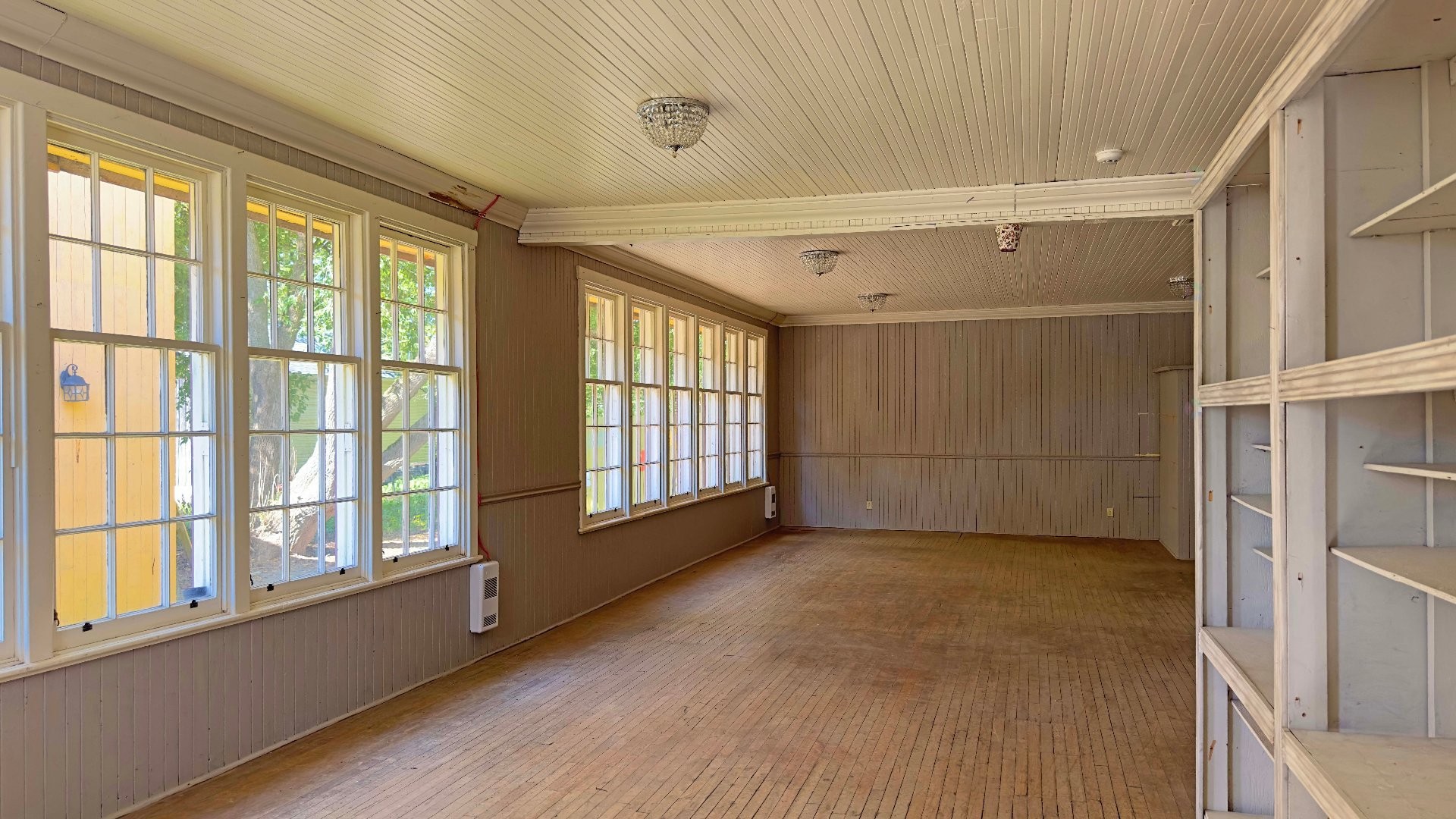 









633


Rue de New Glasgow

,
Sainte-Sophie,




QC
J5J2V7

