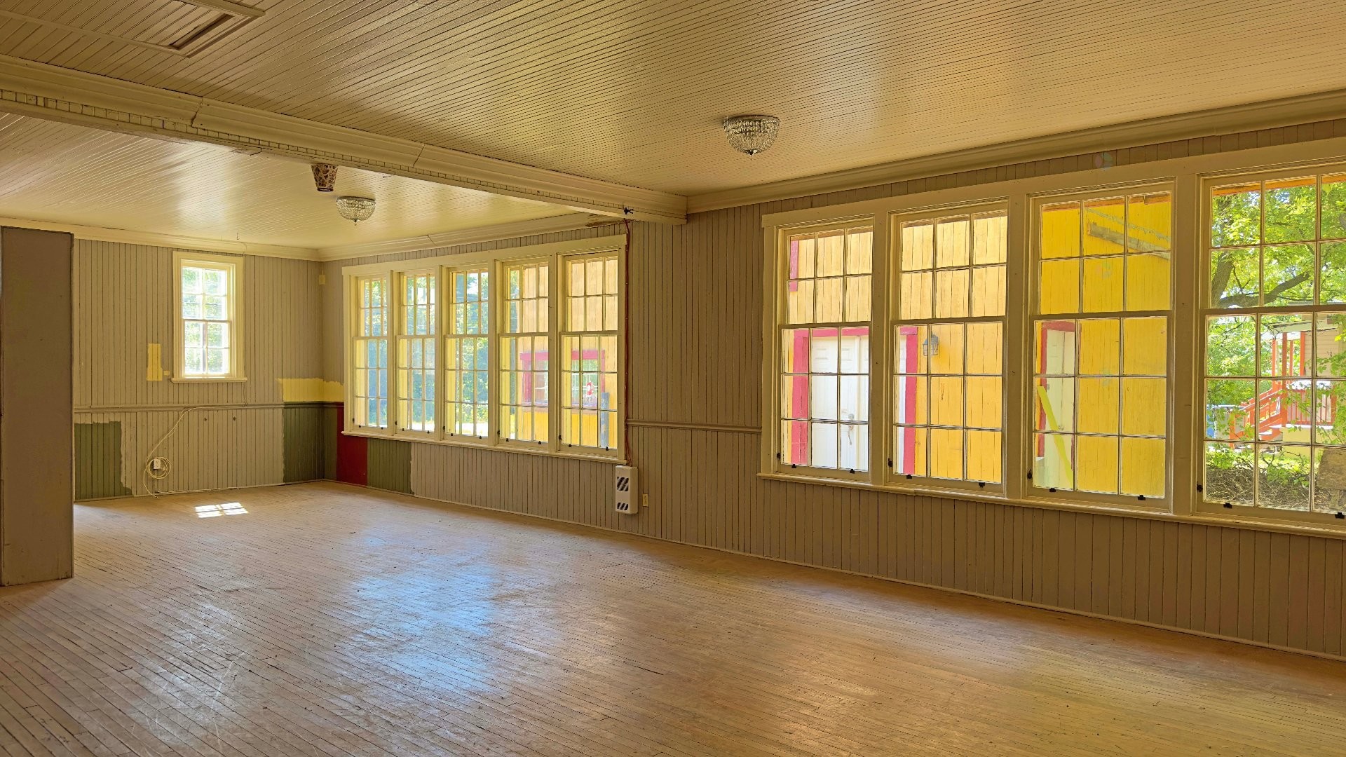 









633


Rue de New Glasgow

,
Sainte-Sophie,




QC
J5J2V7

