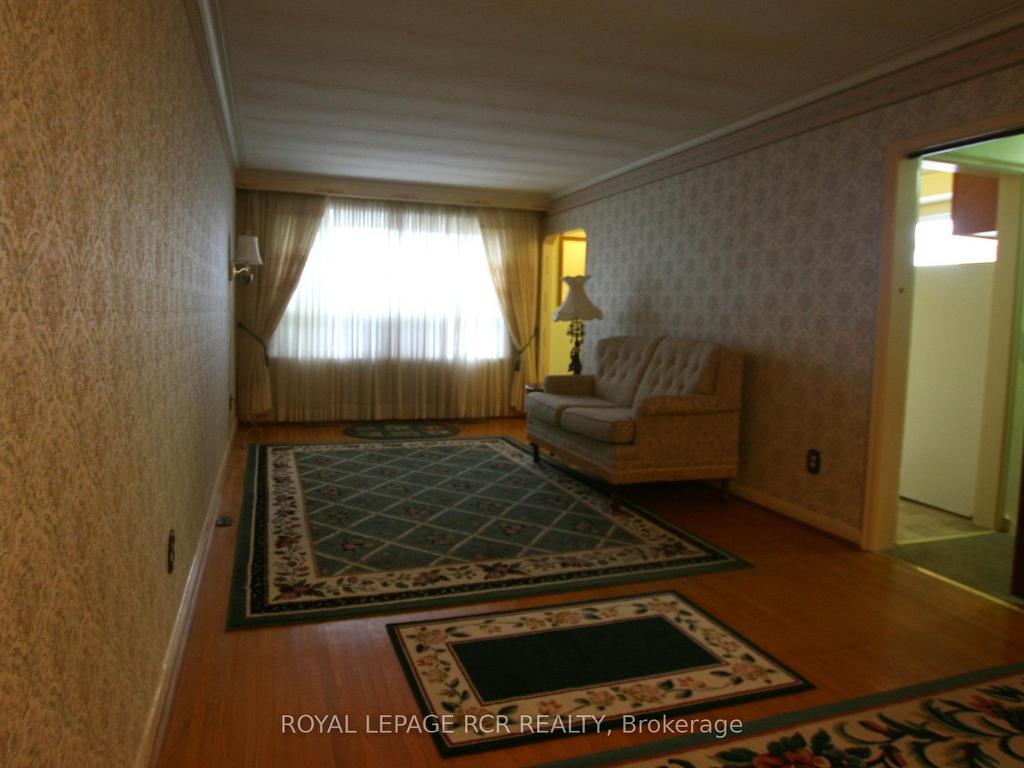 









69


Neames

Crescent,
Toronto,




ON
M3L 1K8

