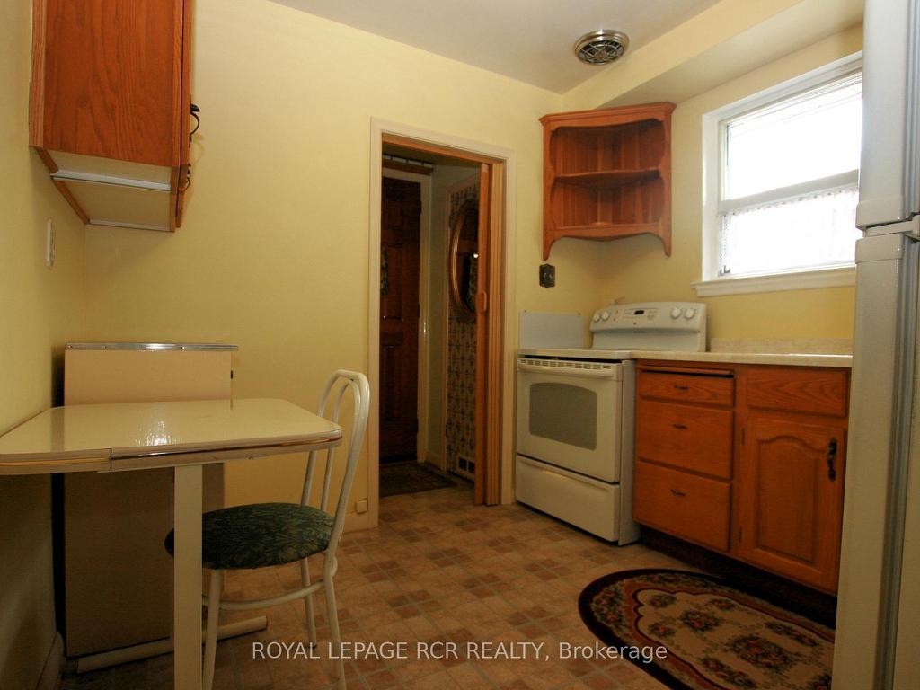 









69


Neames

Crescent,
Toronto,




ON
M3L 1K8

